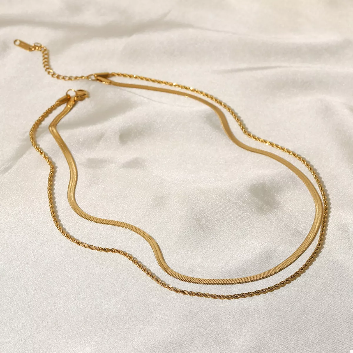 18K Gold-Plated Stainless Steel Layered Necklace - Image 5