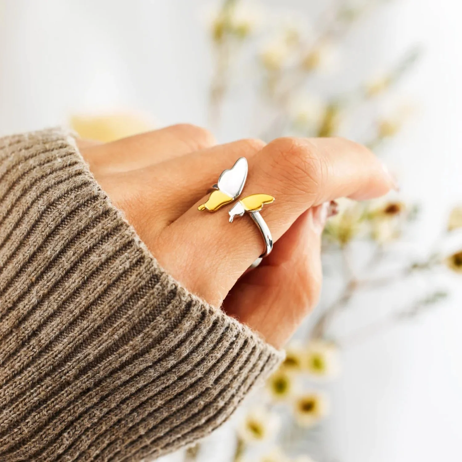 925 Sterling Silver Butterfly Ring - Image 2