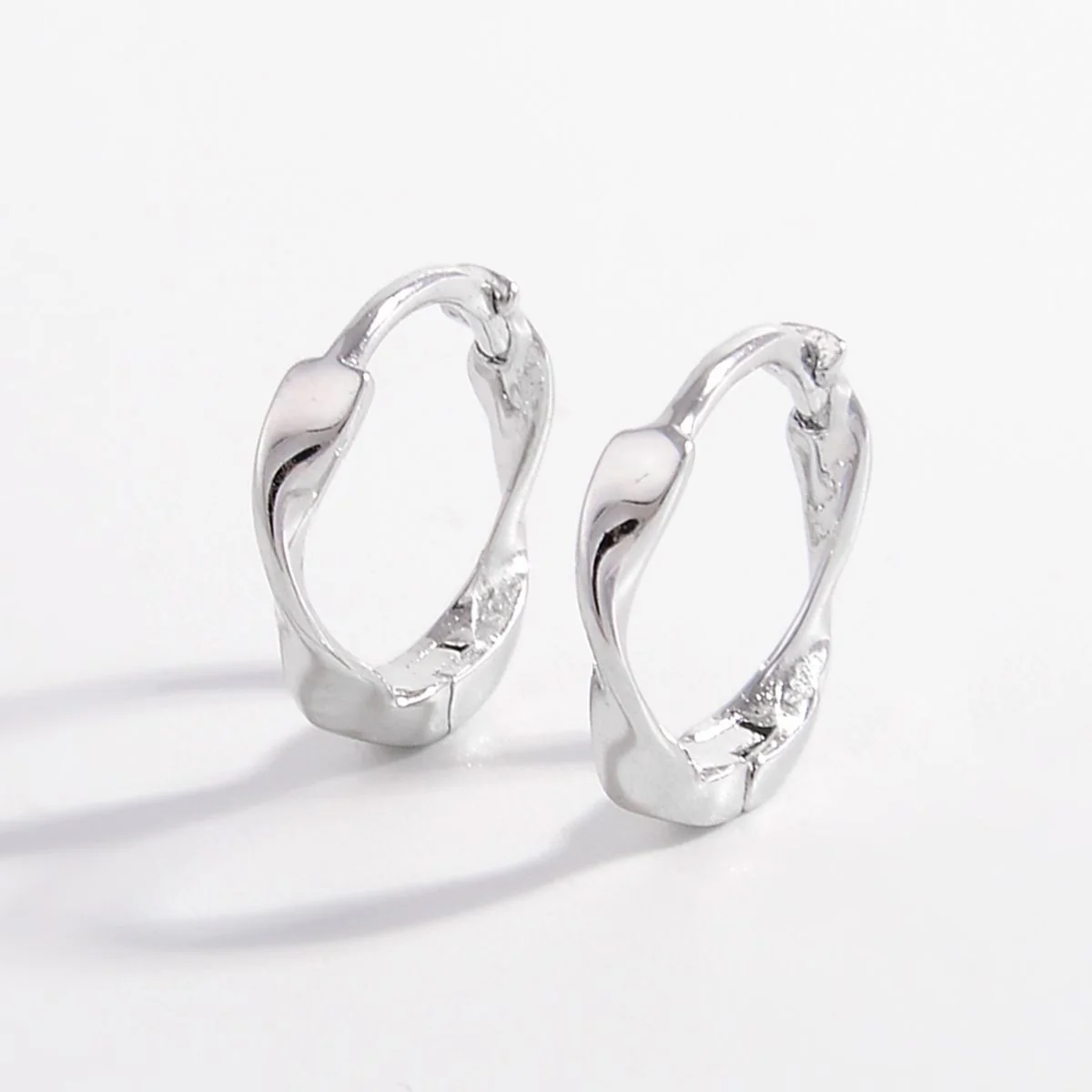 925 Sterling Silver Hoop Earrings - Image 5