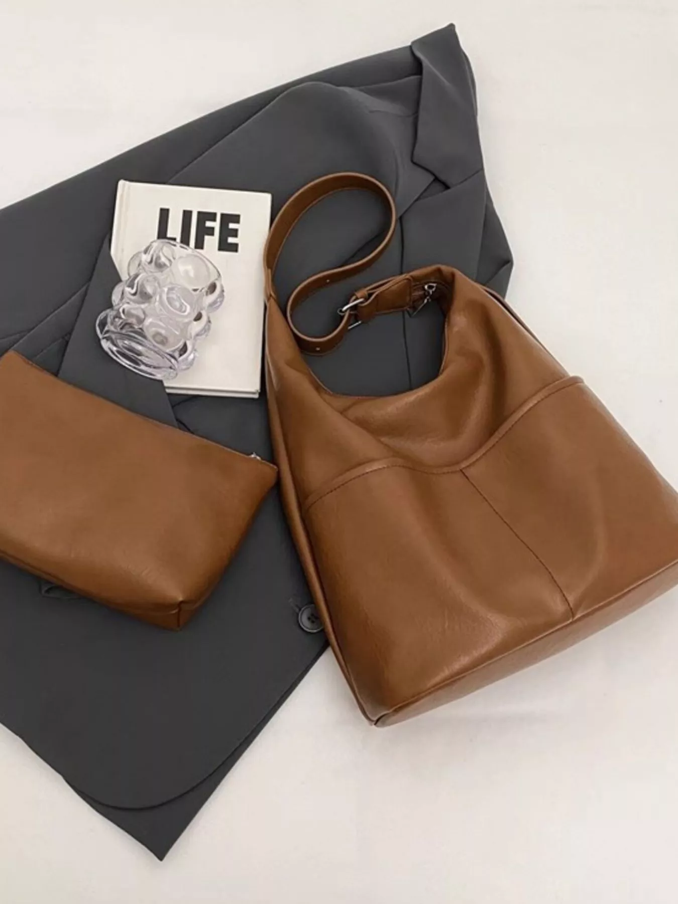 Adjustable Strap Shoulder Bag - Image 3
