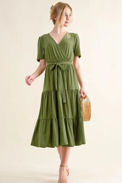 And The Why Soft Short Sleeve Tiered Midi Dress - Image 4