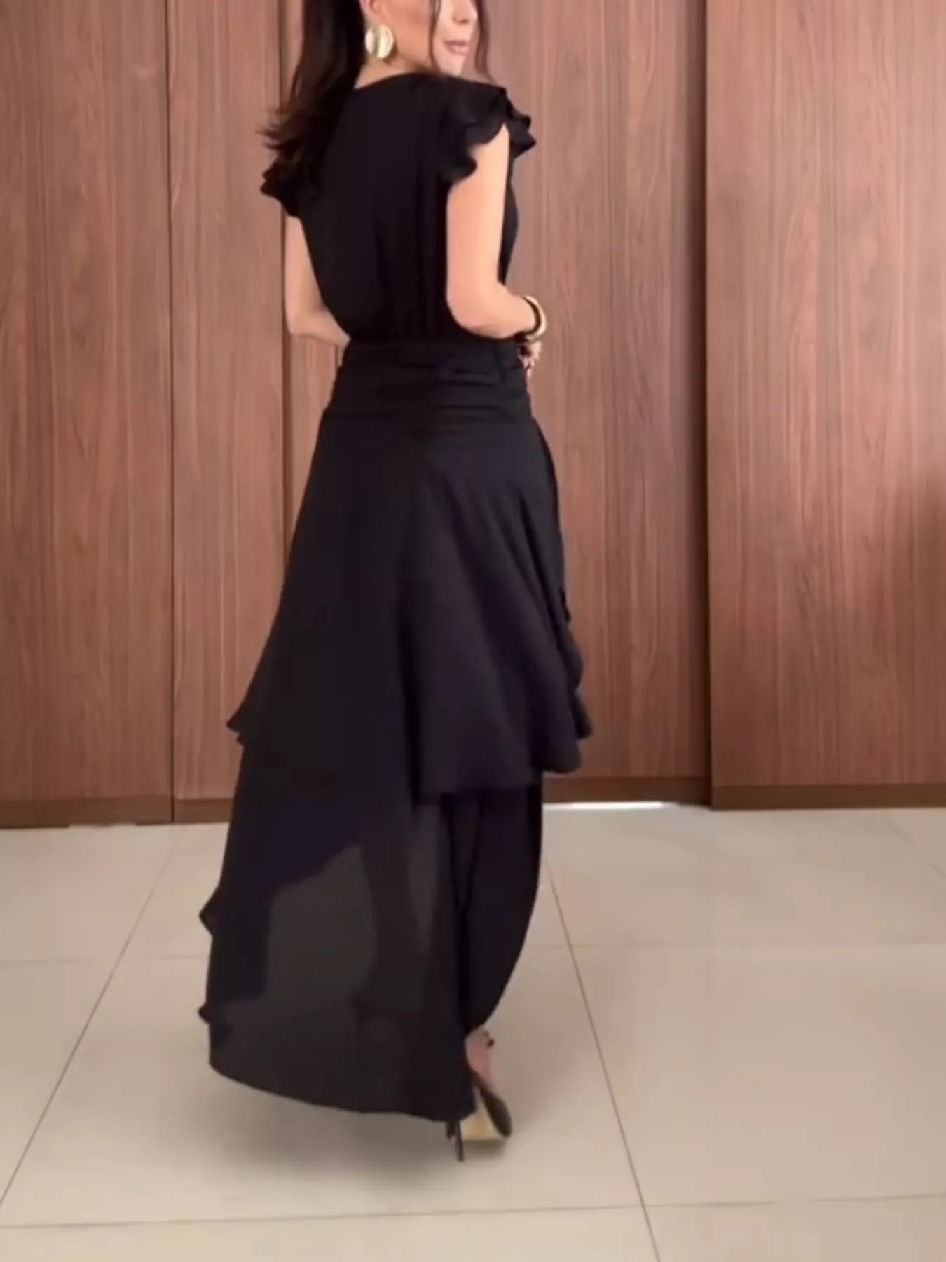 Asymmetrical Ruffled Hem Dress - Image 4