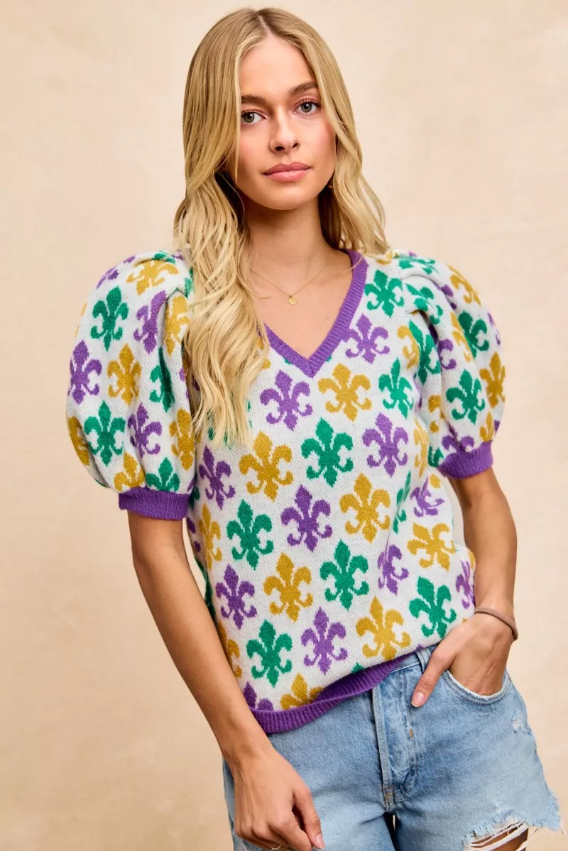 BiBi Mardi Gras Fleur De Lis Patterned V Neck Knit Top - Image 5