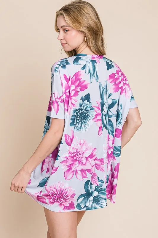 BOMBOM Floral V-Neck Short Sleeve T-Shirt - Image 2