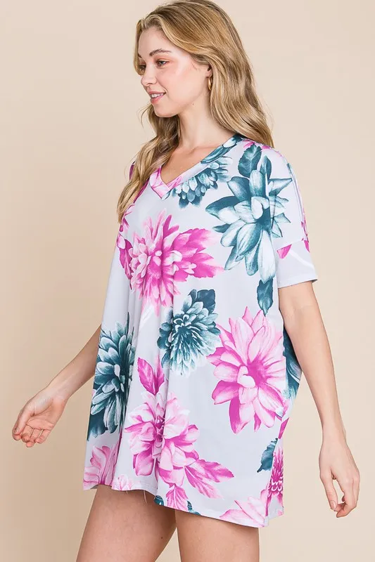 BOMBOM Floral V-Neck Short Sleeve T-Shirt - Image 3