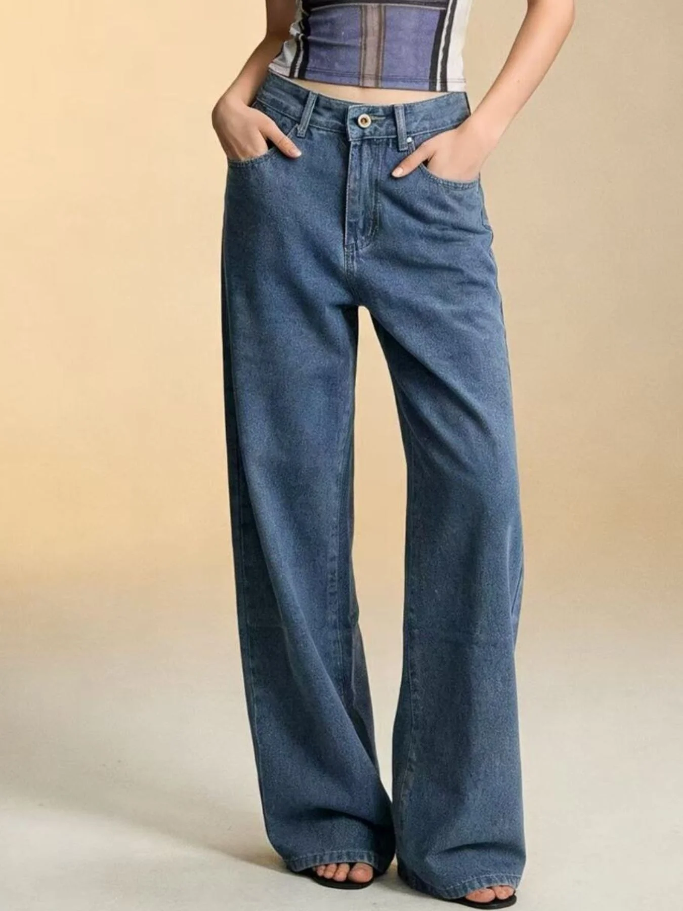 Bow Back Wide Leg Jeans - Image 4