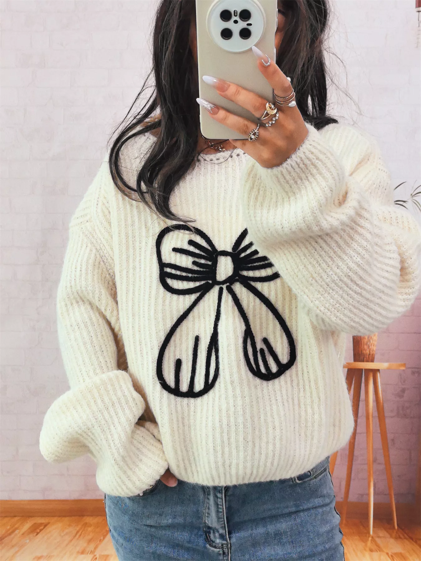 Bow Round Neck Long Sleeve Sweater - Image 8