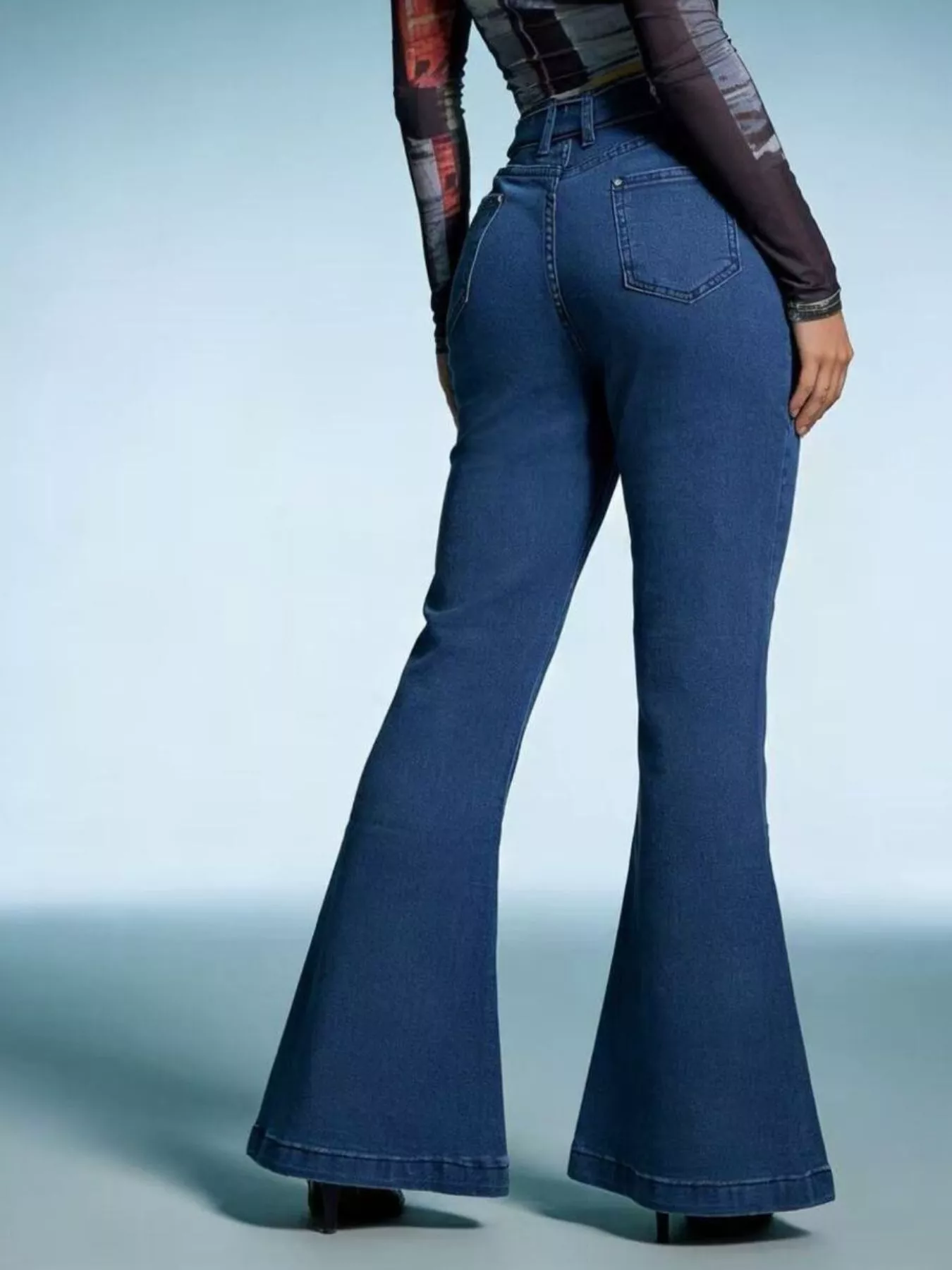 Bow-Tie High-Waisted Flare Jeans - Image 5