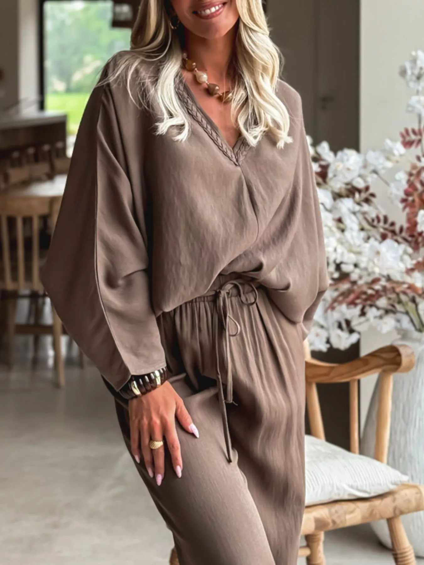Braided V Neck Long Sleeve Loose Top and Drawstring High Waist Pants 2pcs Outfit - Image 6