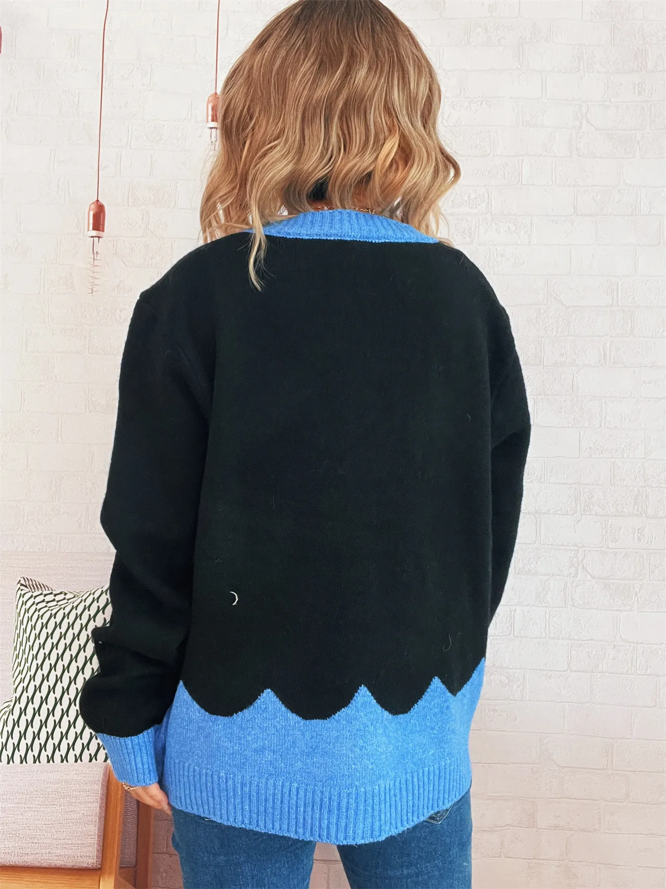Button-Front Contrast Trim Cardigan - Image 4