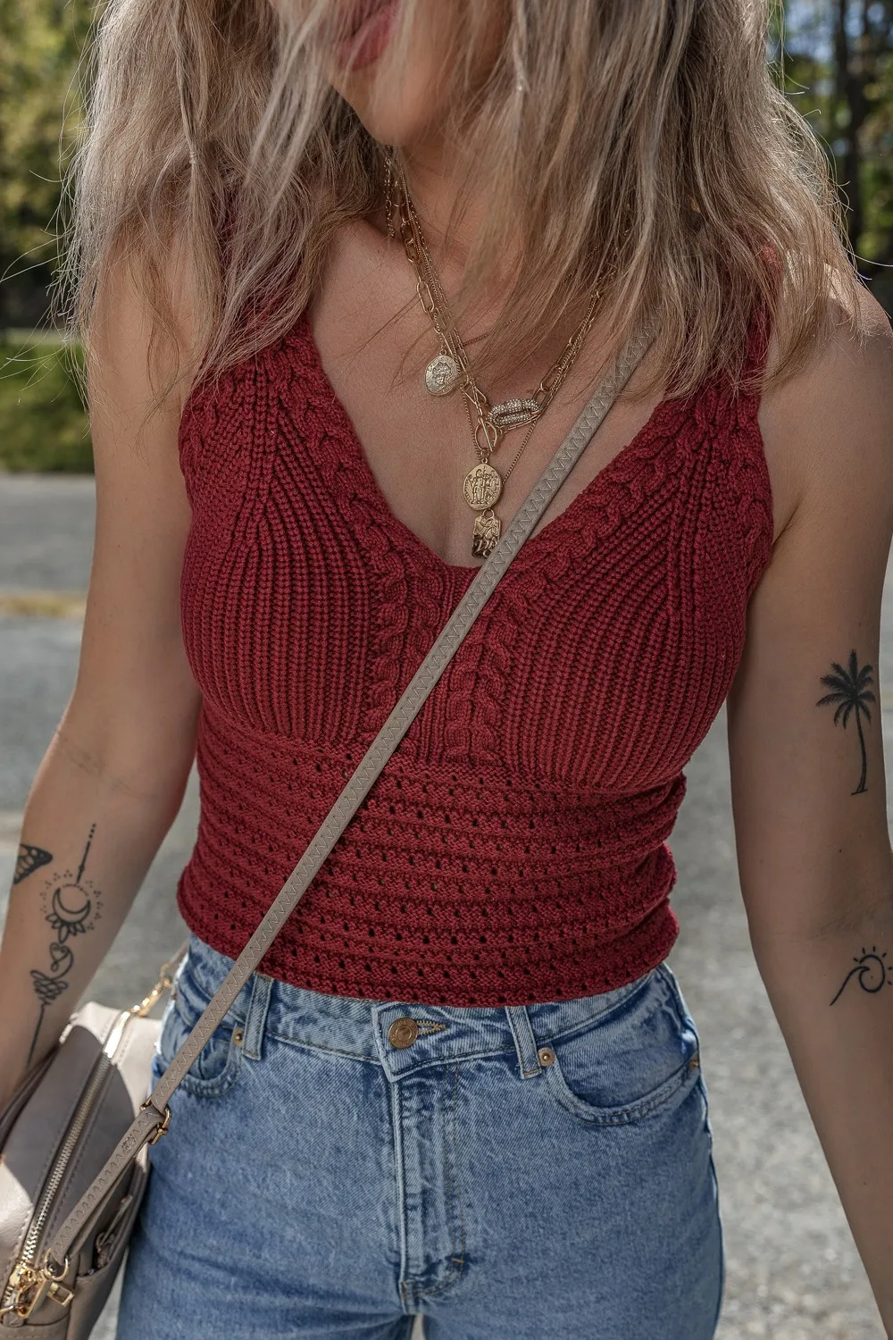 Cable Knit Pointelle Slim Fit V Neck Sweater Vest - Image 5
