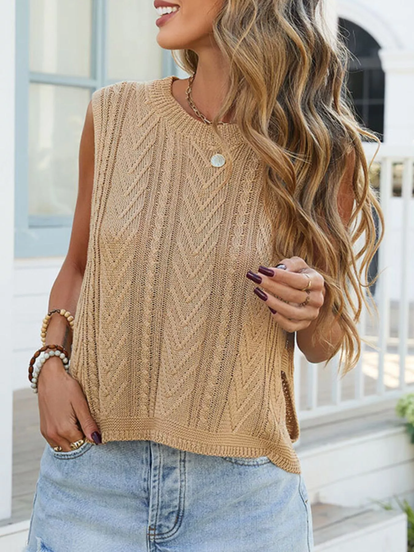 Cable Knit Round Neck Sweater Vest - Image 6