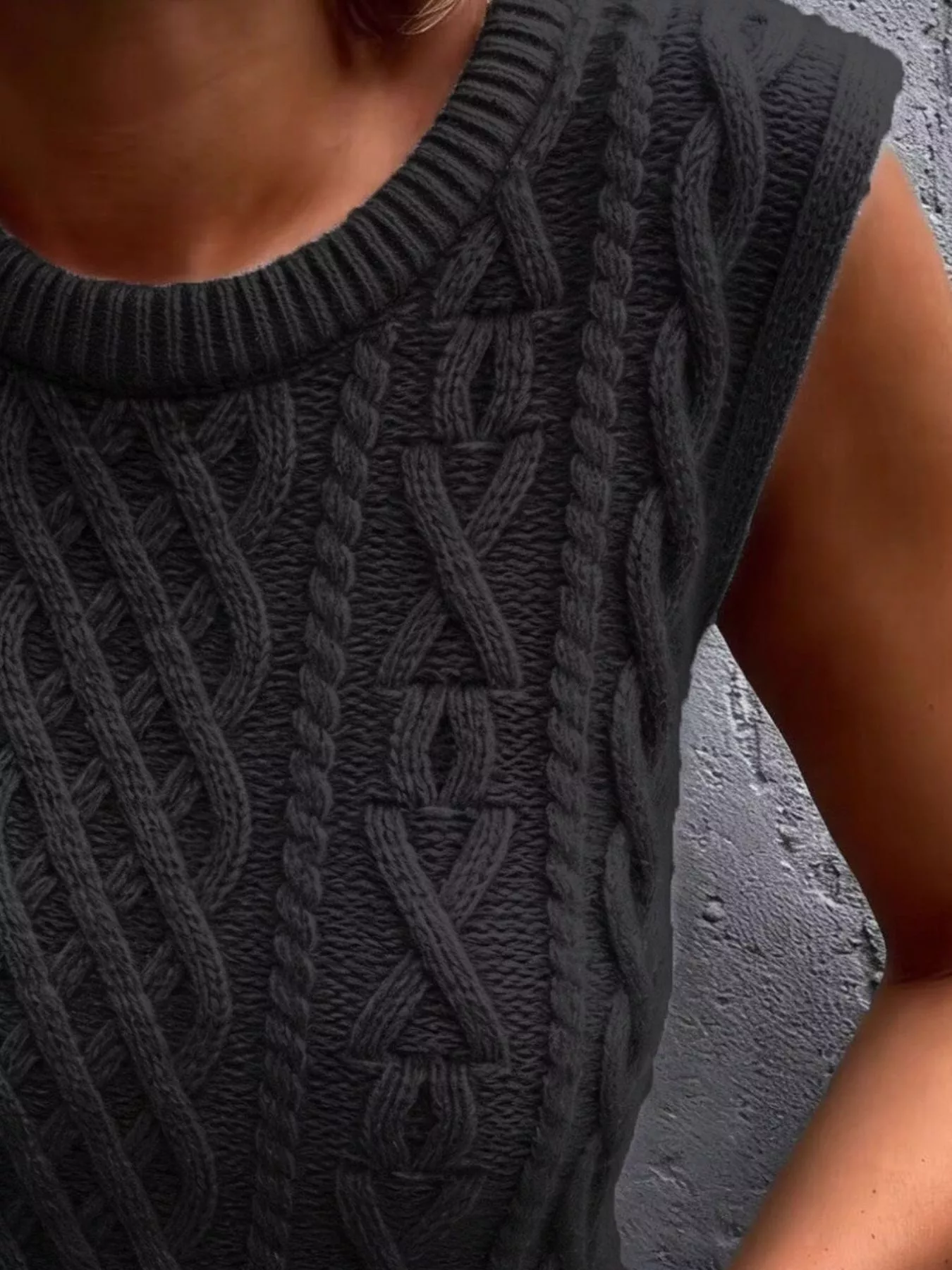 Cable Knit Sweater Vest - Image 4