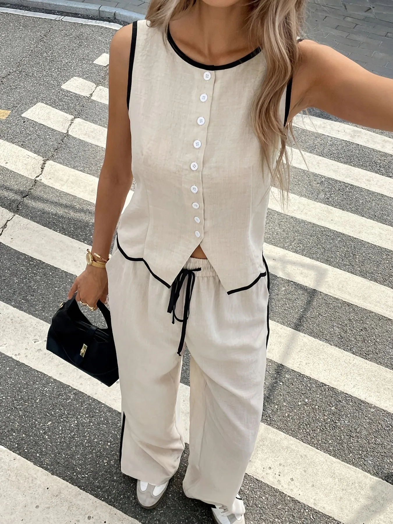 Casual Button-Up Tank and Wide-Leg Pants Set - Image 4
