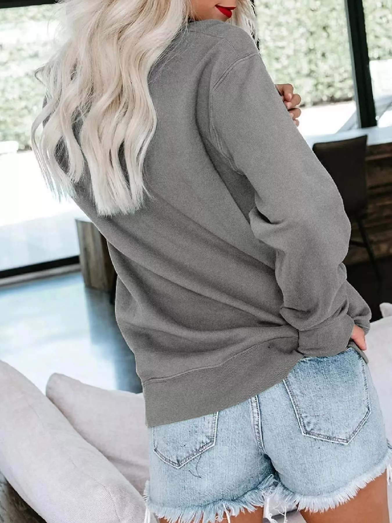 Casual Solid Color Crew Neck Sweatshirt - Image 6