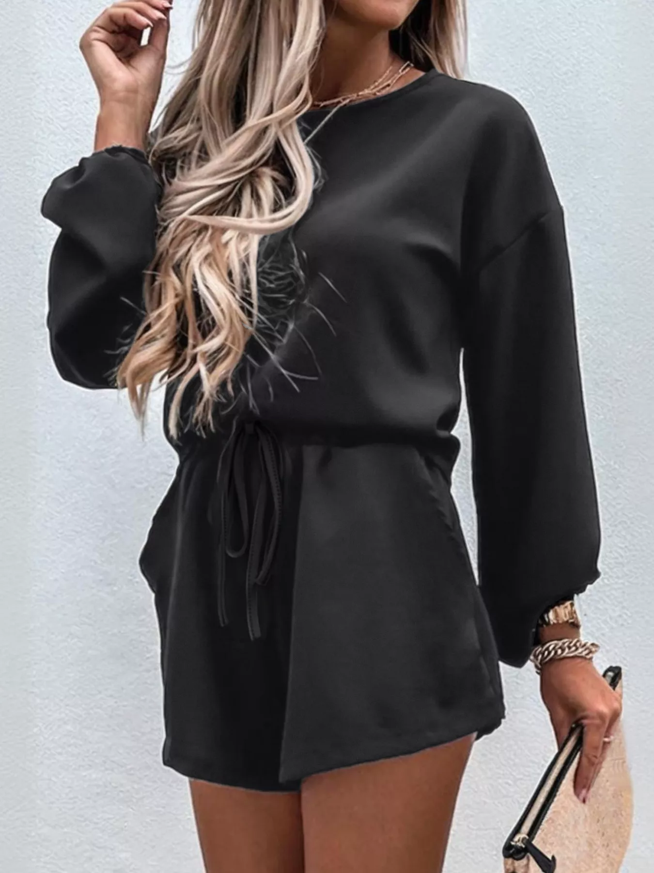 Casual Solid Color Top and Drawstring Shorts Two-Piece Set - Image 3