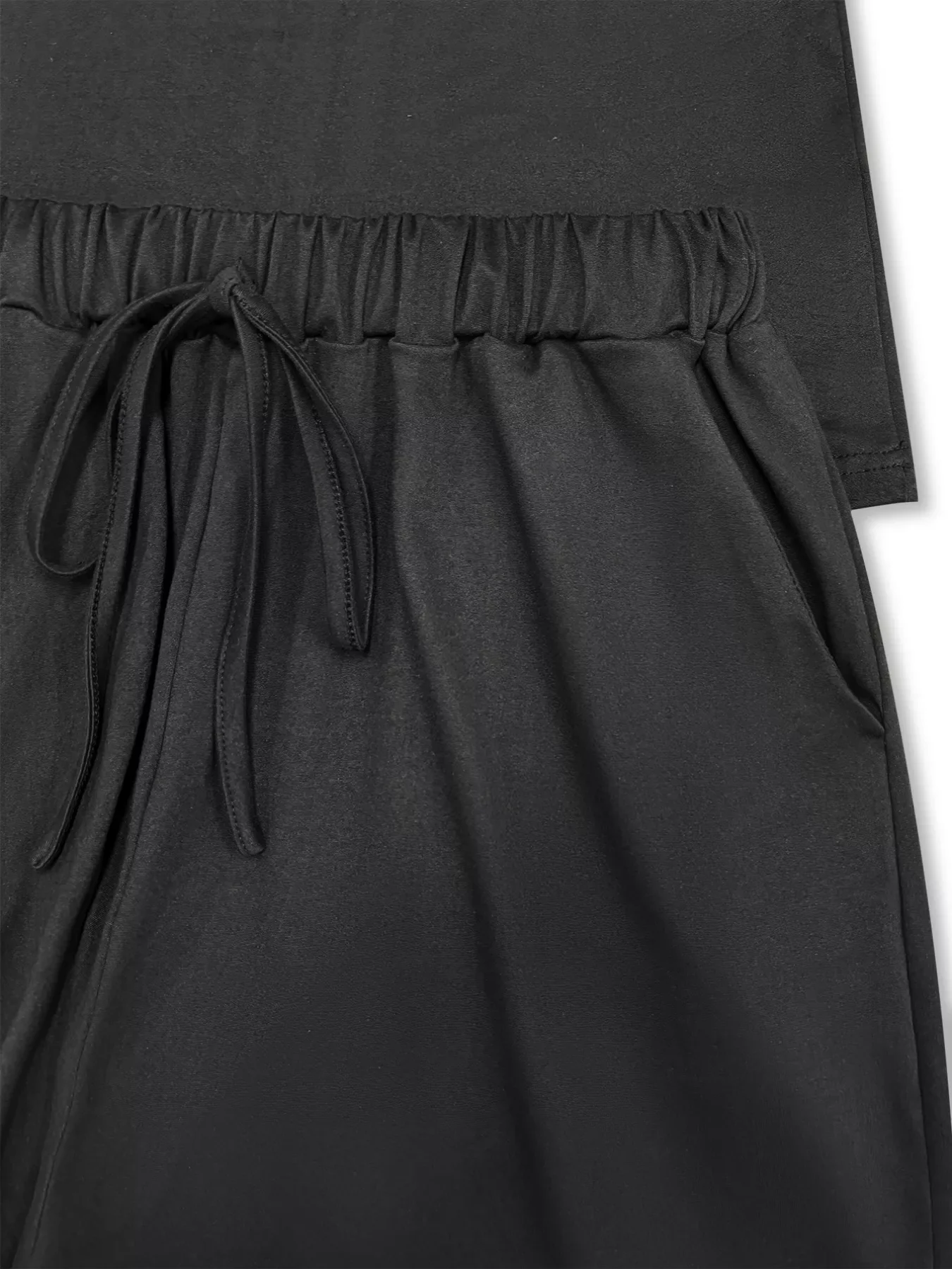 Casual Solid Color Top and Drawstring Shorts Two-Piece Set - Image 5