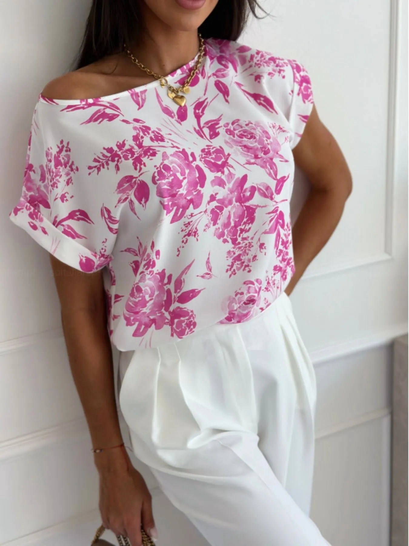 Classic Rolled Sleeve T-Shirt - Image 13