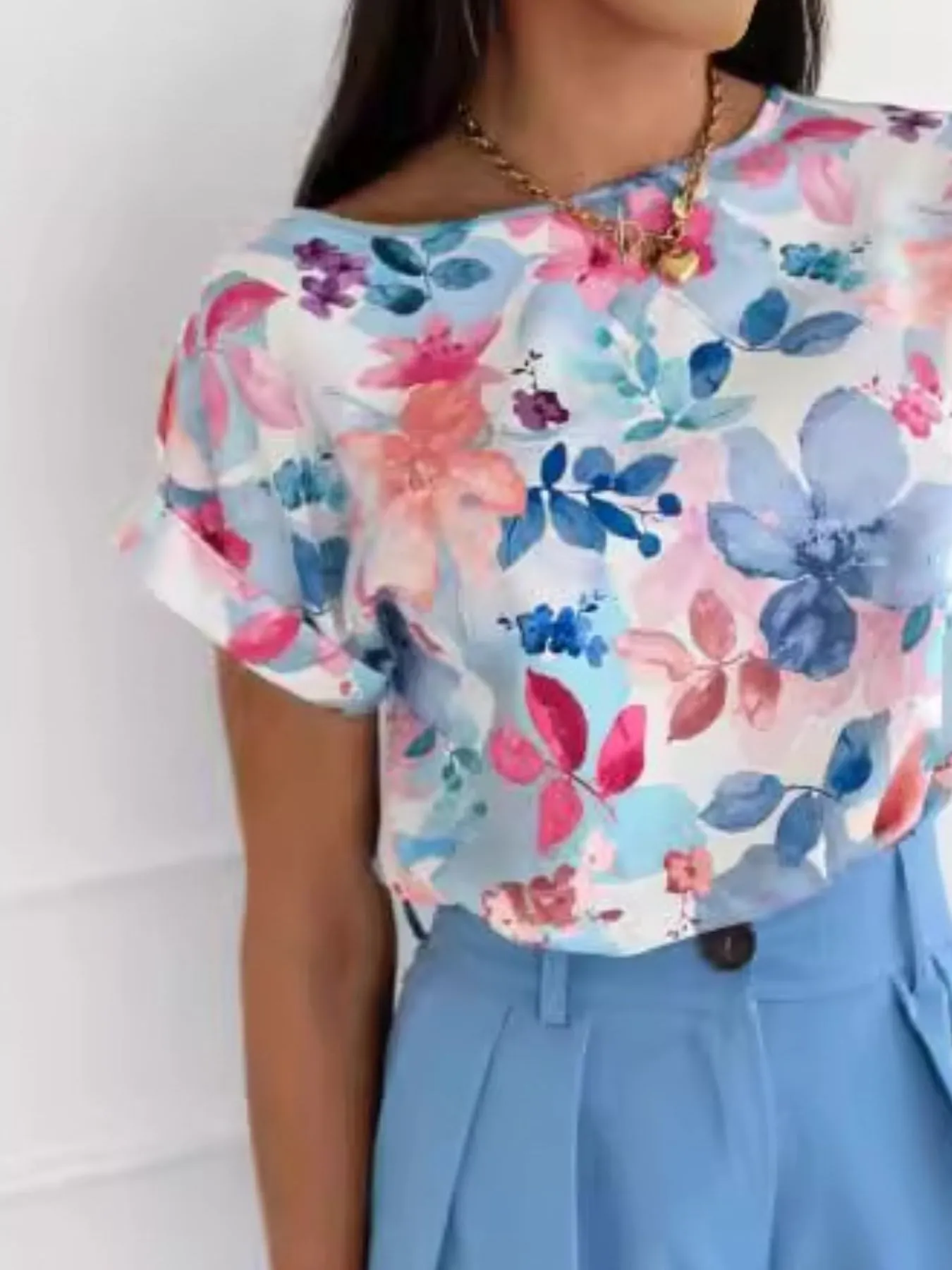 Classic Rolled Sleeve T-Shirt - Image 5