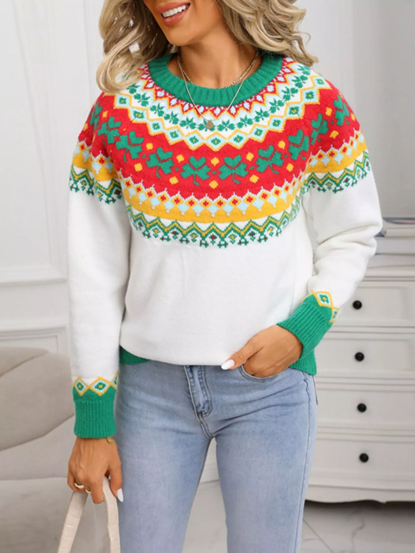 Clover Pattern Round Neck Knitted Sweater - Image 6