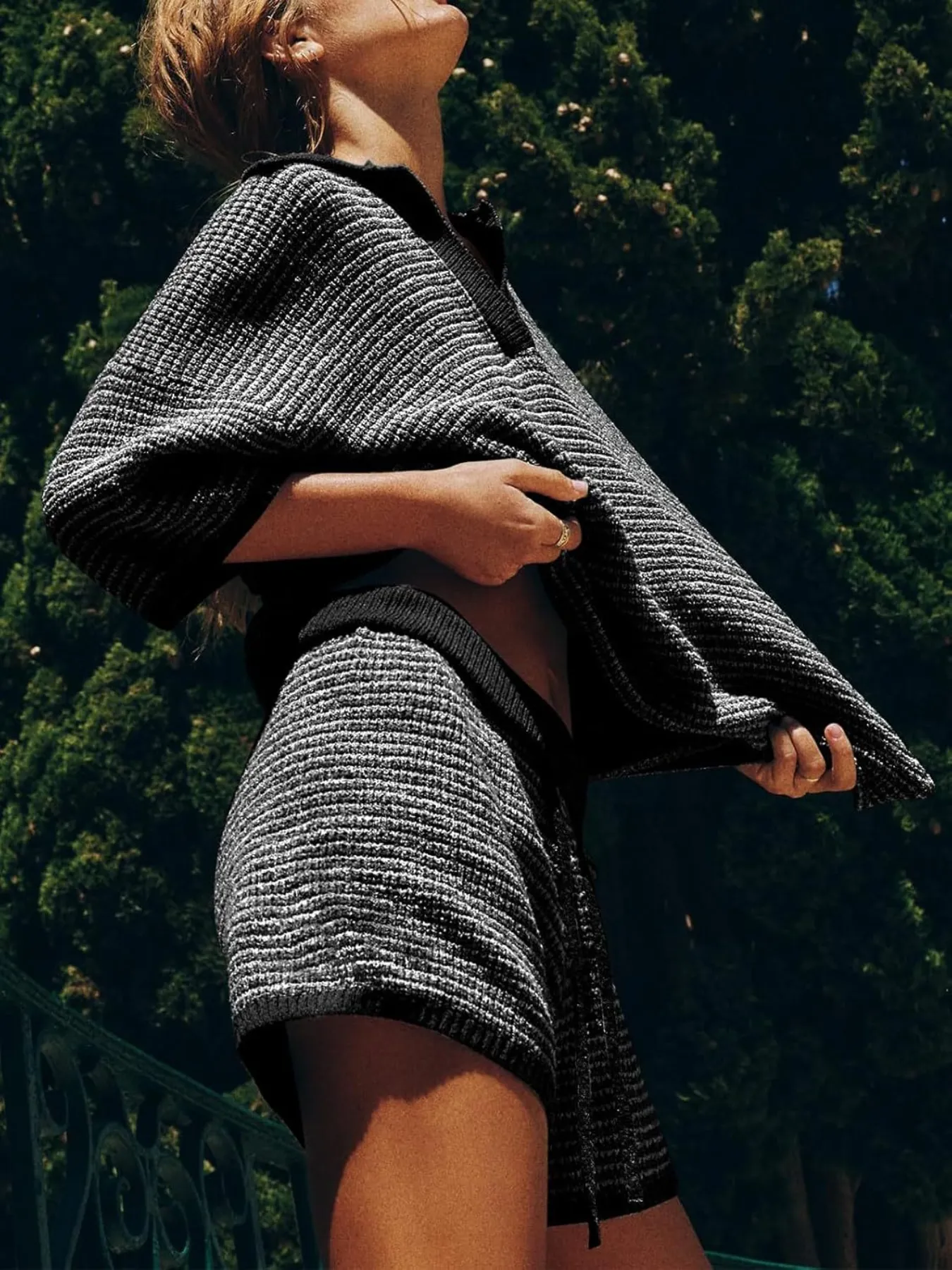 Collared Neck Contrast Striped Top and Shorts Sweater Set - Image 20