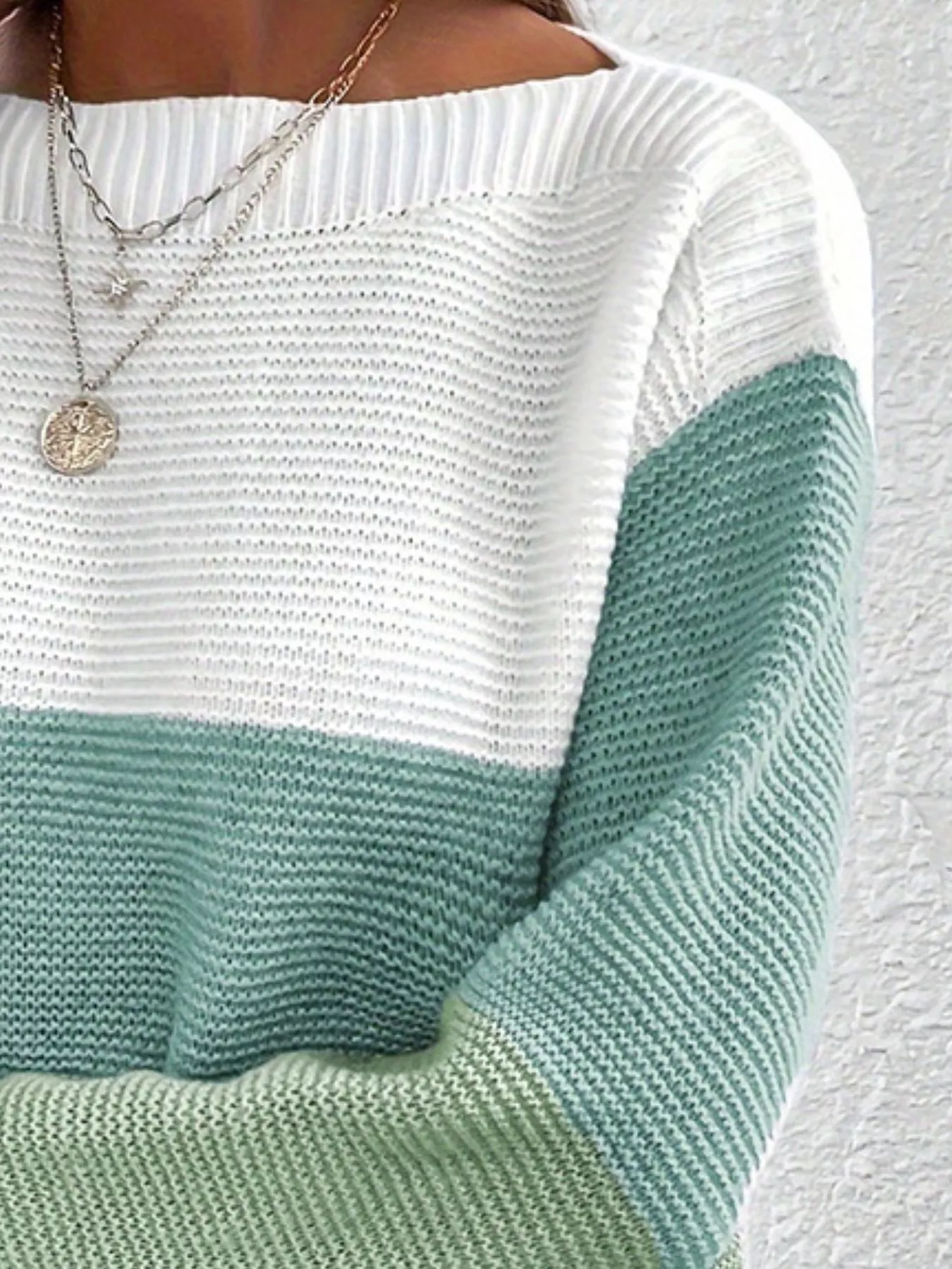 Color Block Long Sleeve Sweater - Image 11