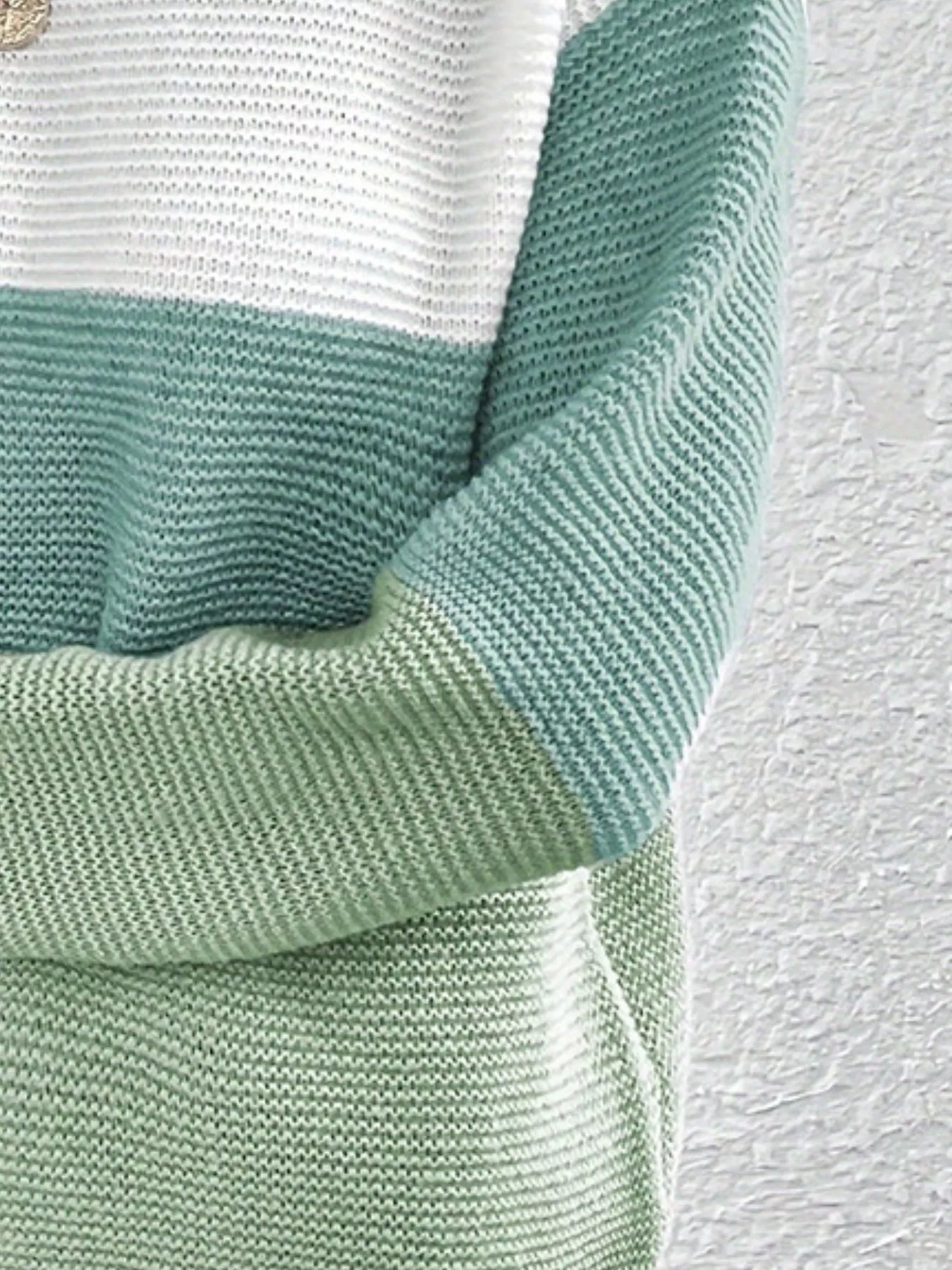 Color Block Long Sleeve Sweater - Image 12