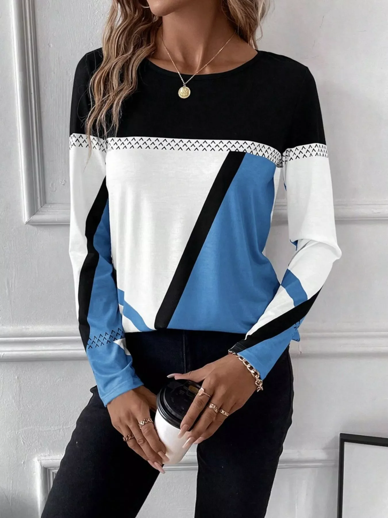 Color Block Long Sleeve T-Shirt - Image 12