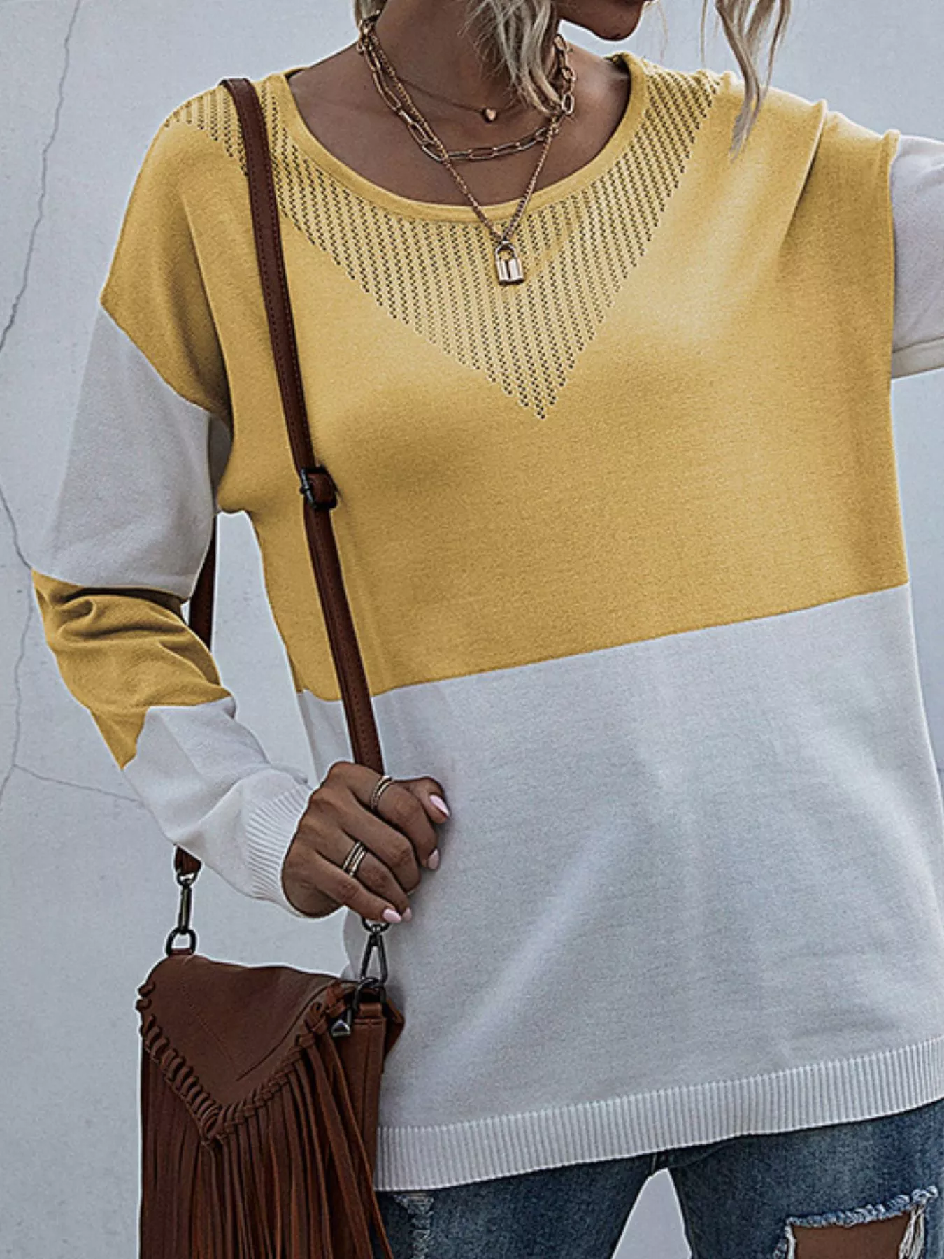 Color Block Round Neck Sweater - Image 13