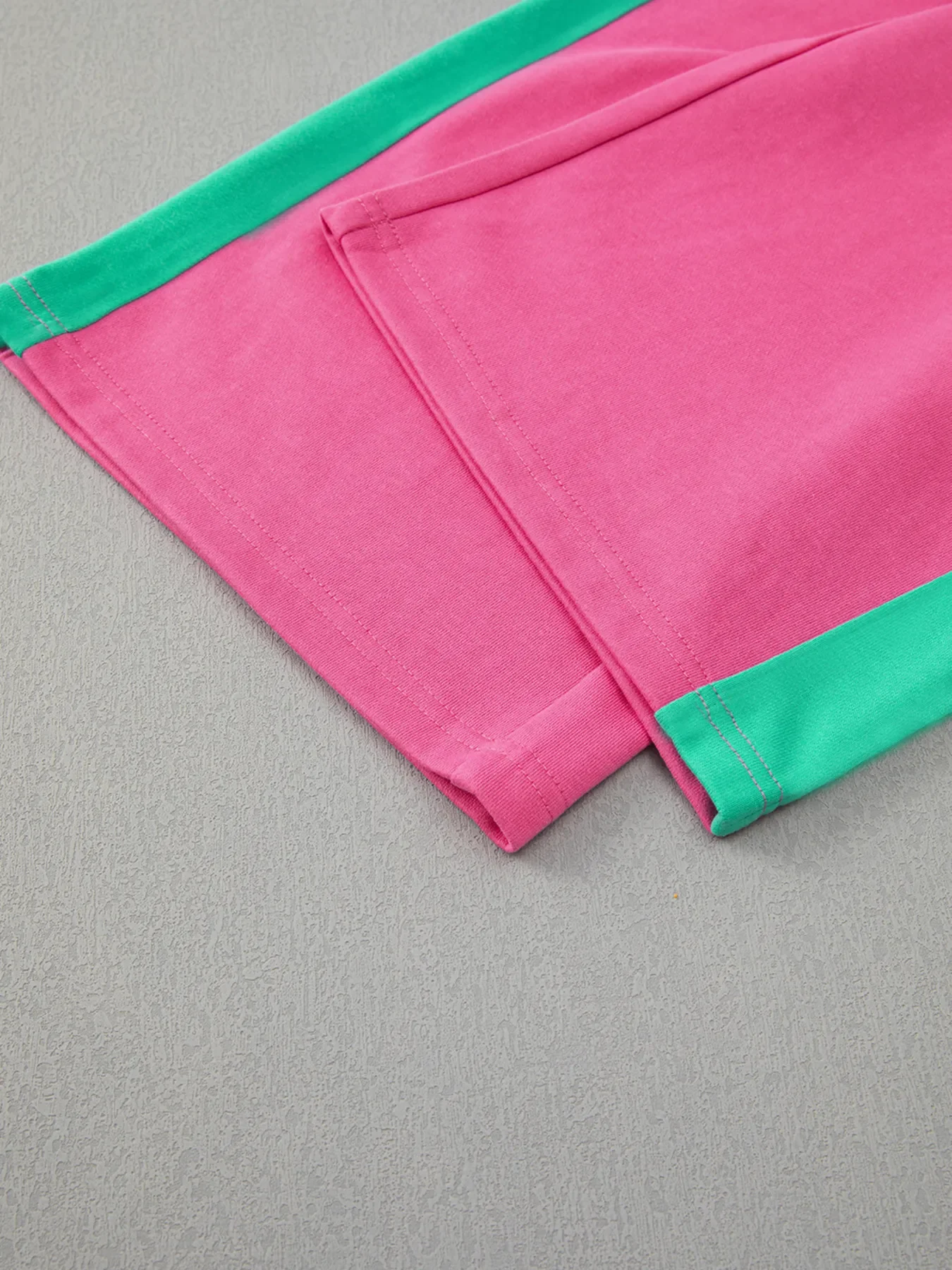 Color Block Round Neck Top and Pants Set - Image 36