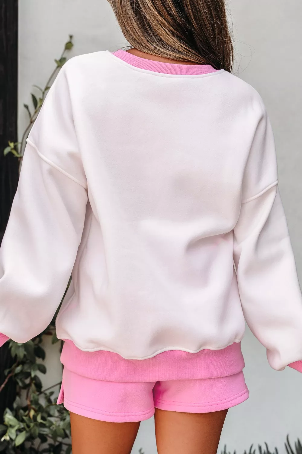 Color Block Sweatshirt and Elastic Waist Shorts Set - Image 3