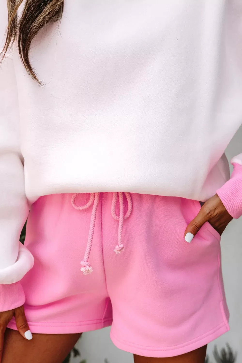 Color Block Sweatshirt and Elastic Waist Shorts Set - Image 5