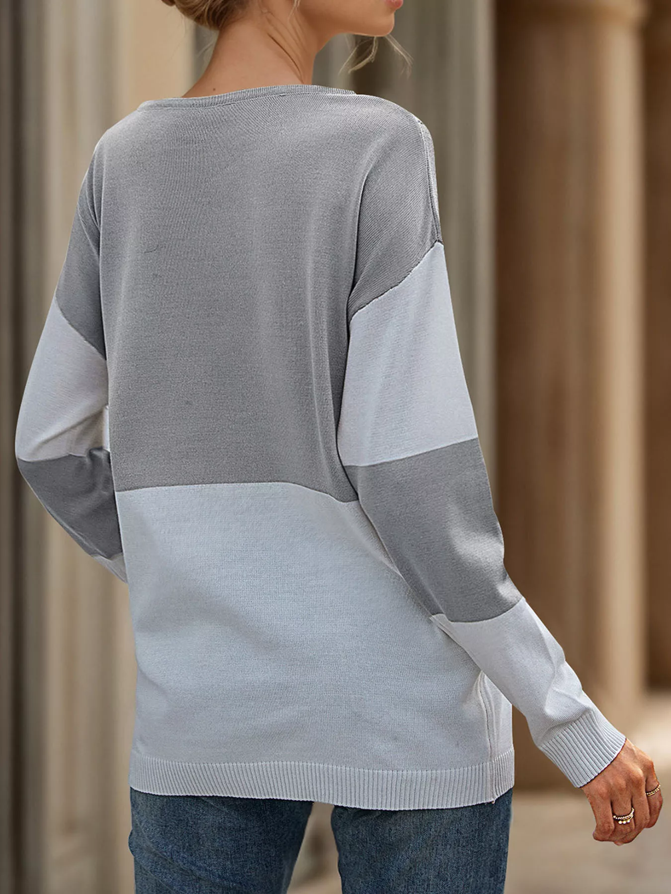 Color Block V-Neck Knit Top - Image 19
