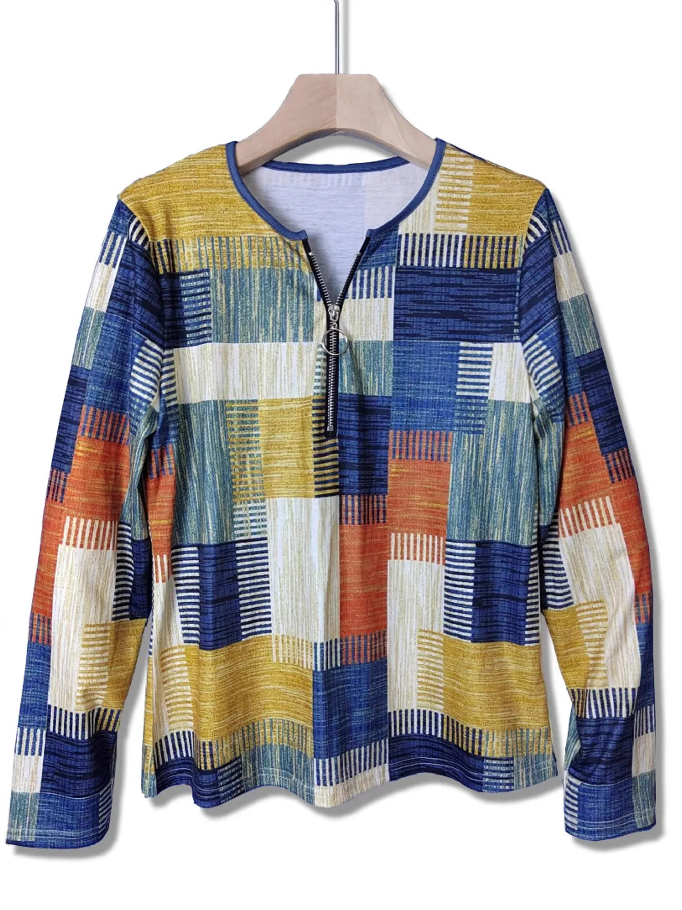 Color Block Zip Front Long Sleeve Top - Image 4