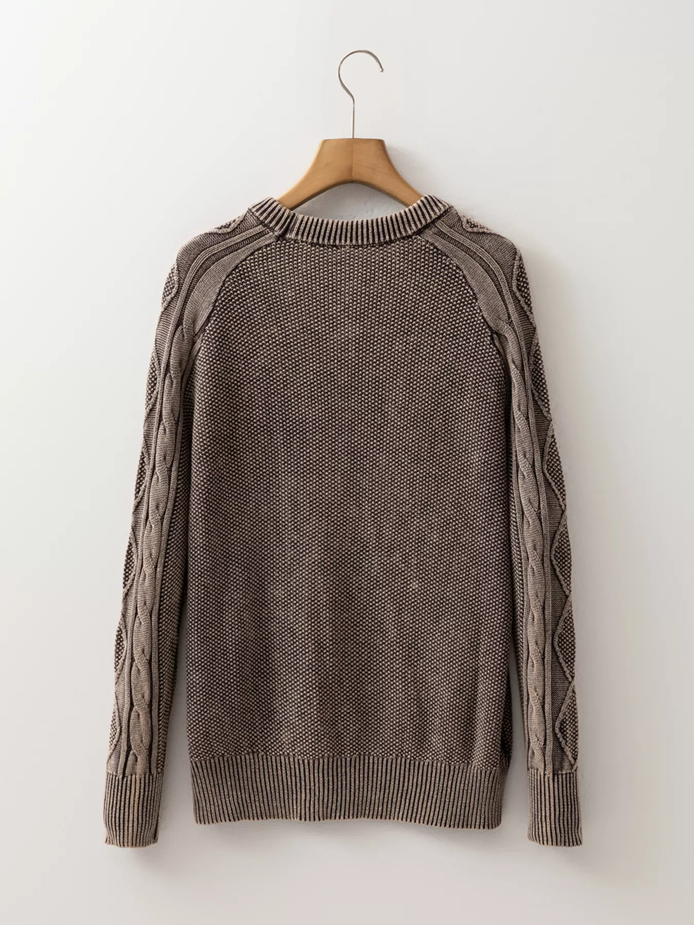 Contrast Cable Knit Sleeve Casual Sweater - Image 10