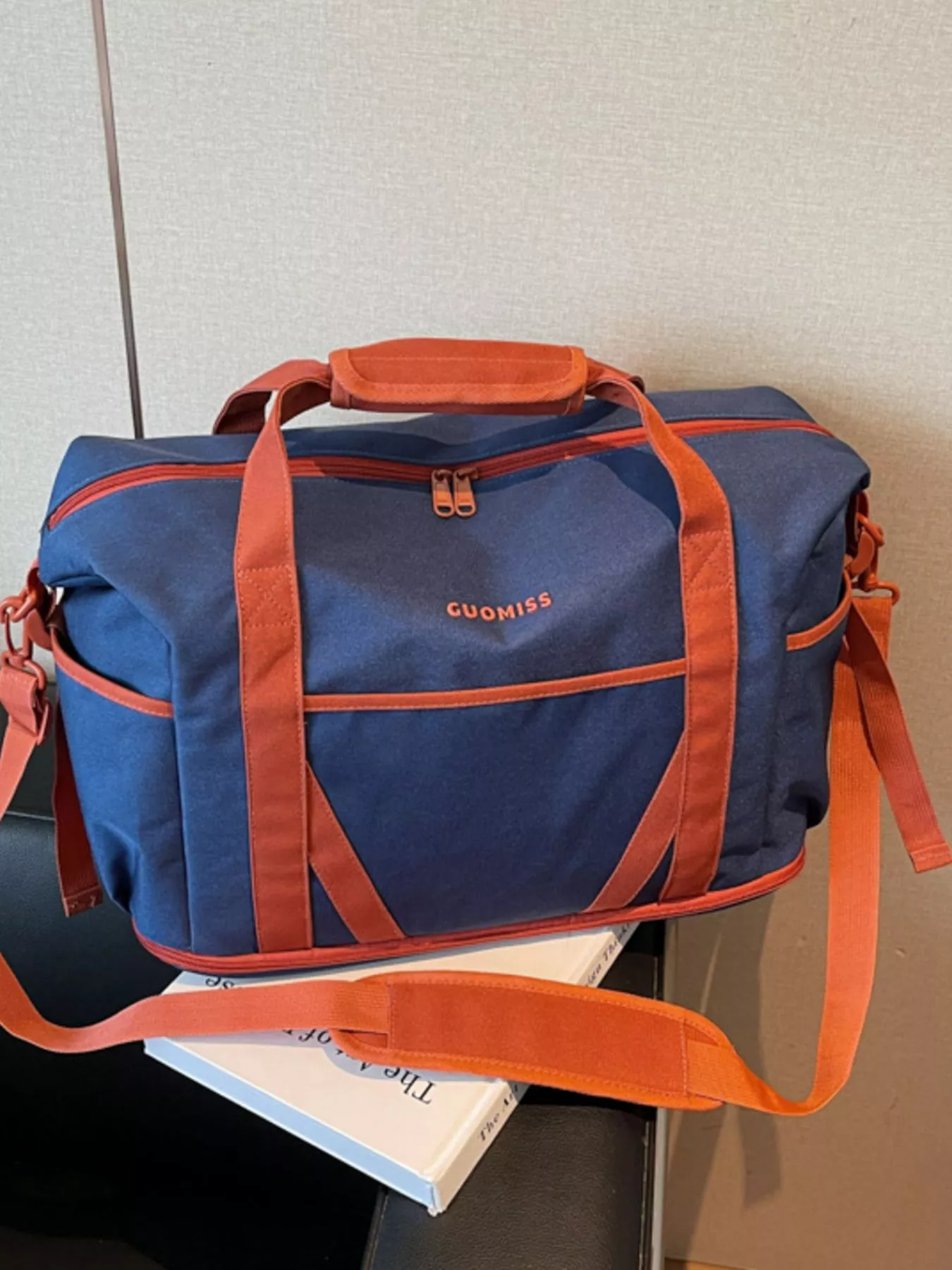 Contrast Oxford Cloth Travel Bag - Image 7