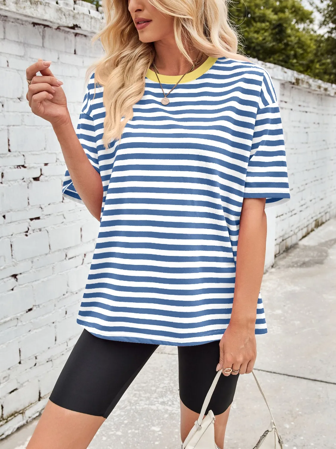 Contrast Striped Round Neck T-Shirt - Image 15