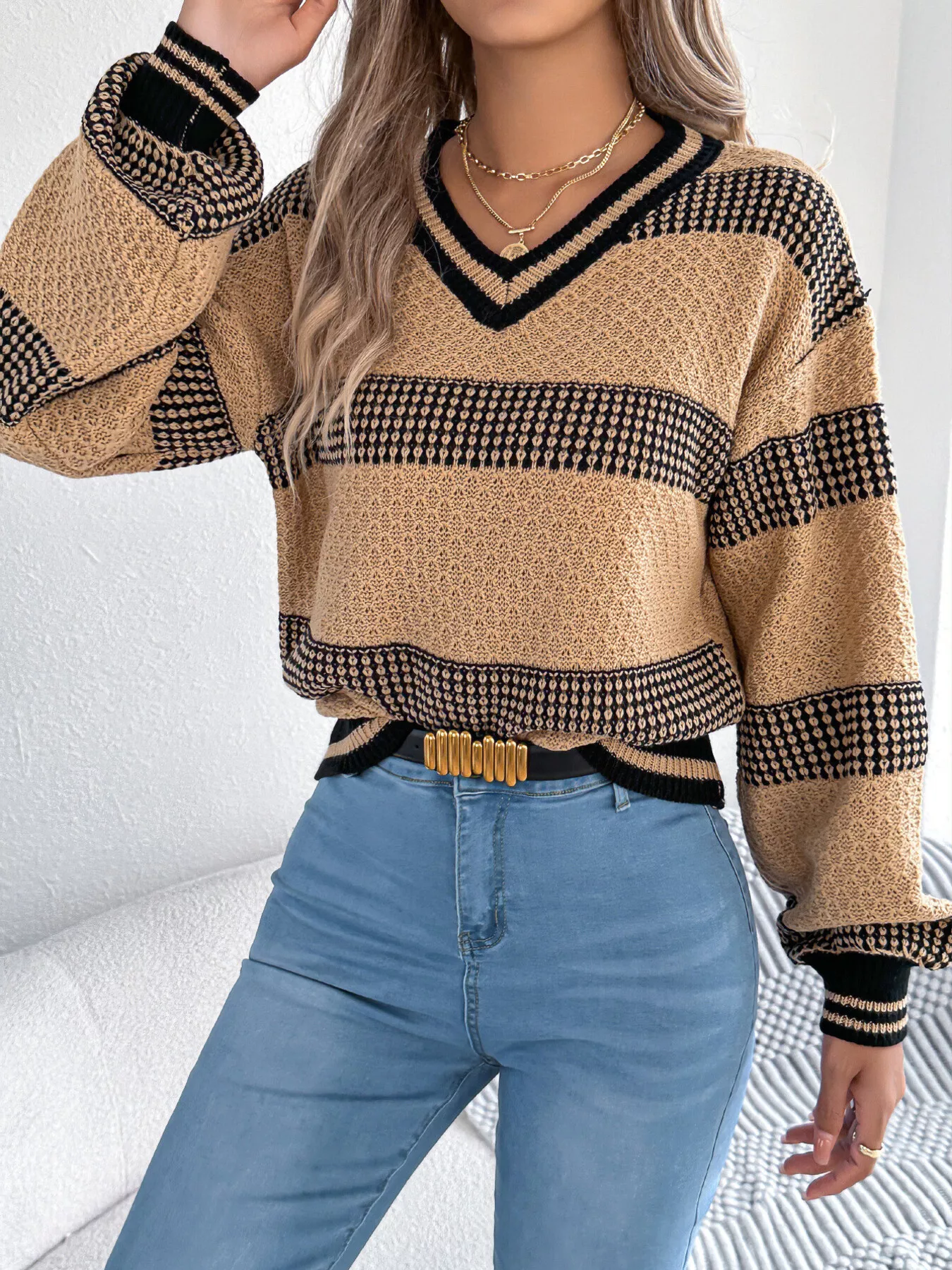 Contrast Striped V-Neck Sweater - Image 11