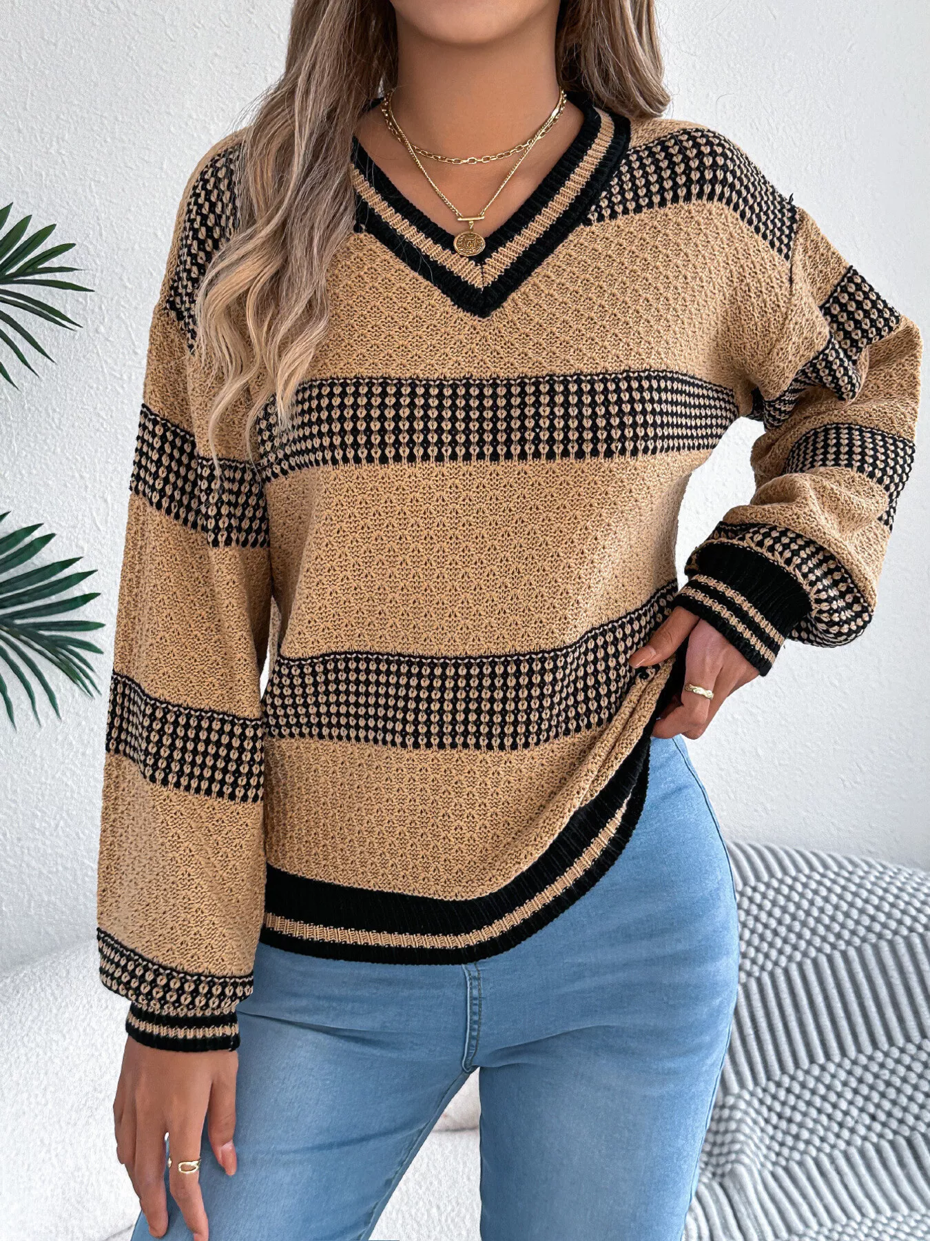 Contrast Striped V-Neck Sweater - Image 9