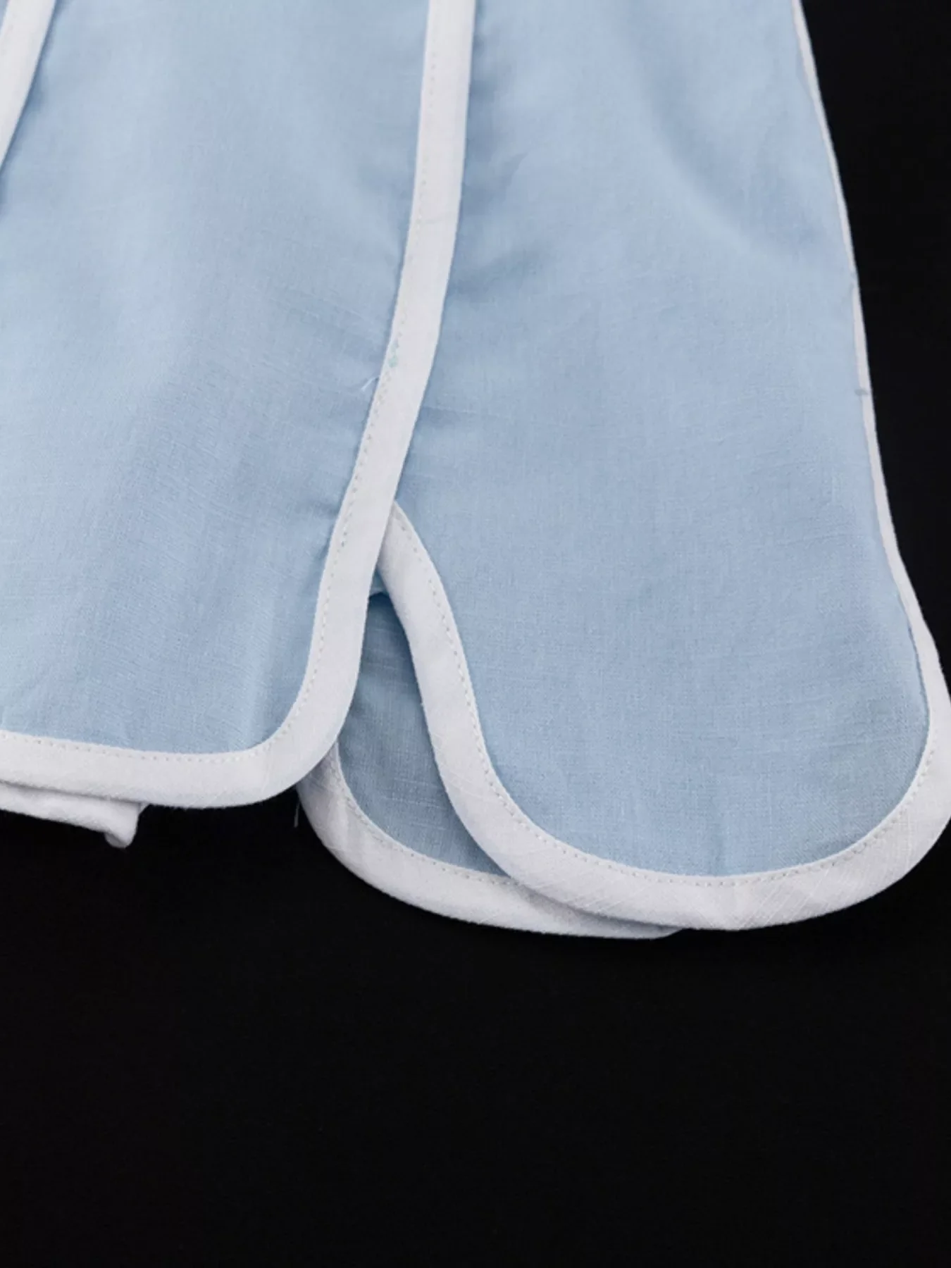 Contrast Trim Halter Neck Top and Skirt Set - Image 14