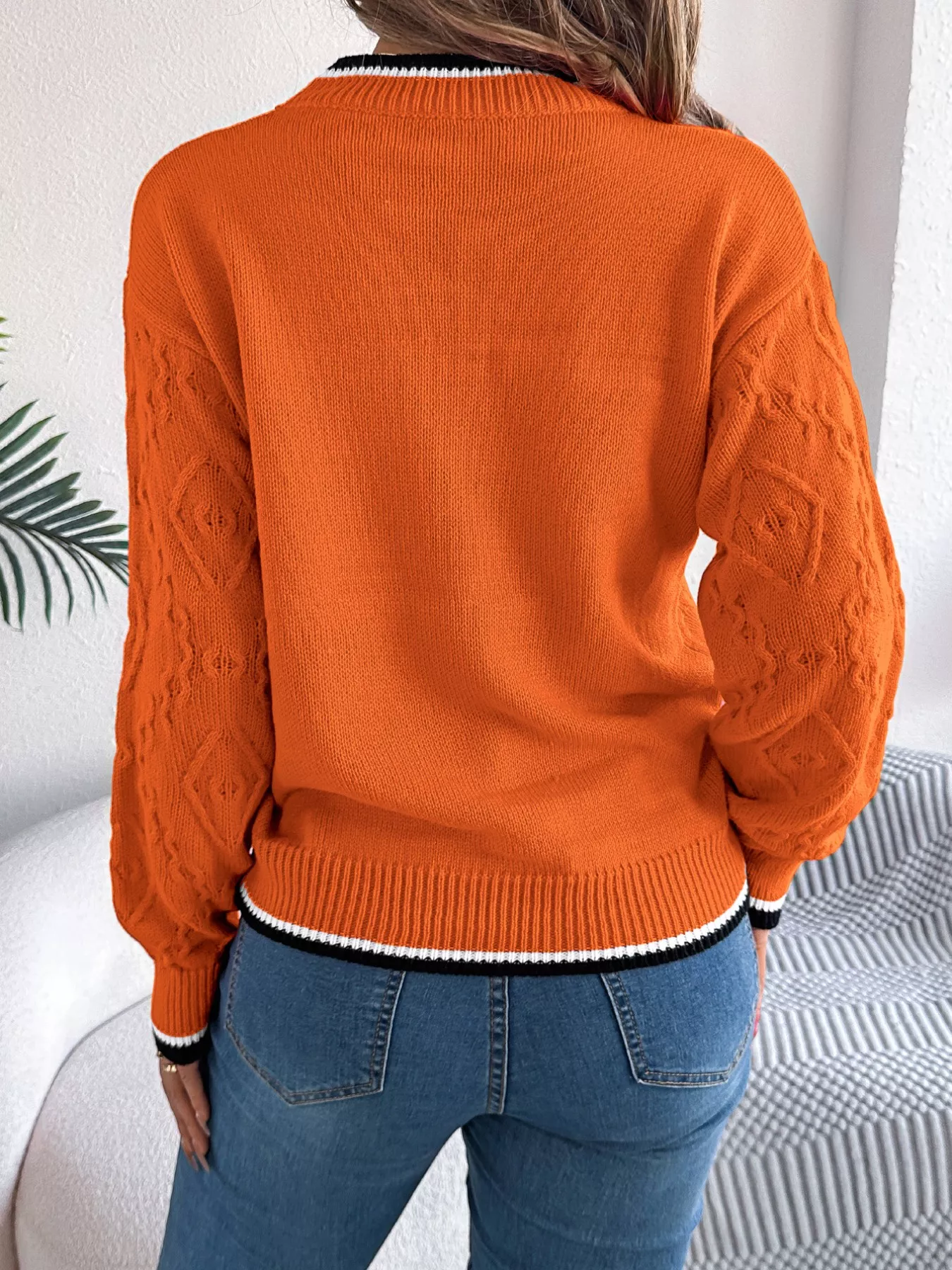 Contrast Trim Round Neck Sweater - Image 14