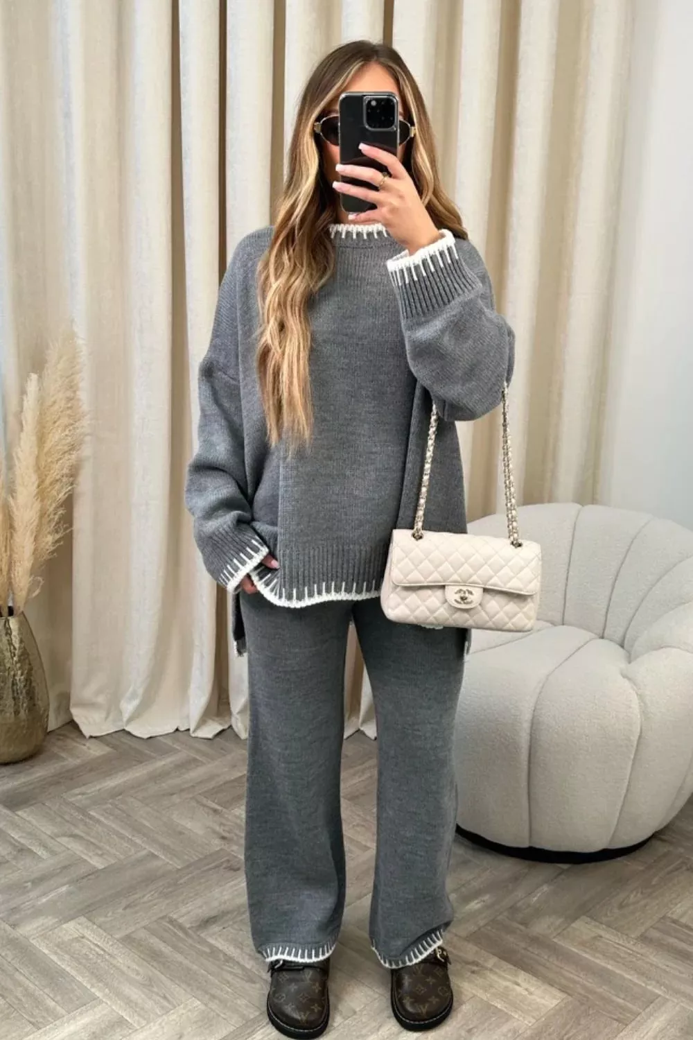 Contrast Trim Round Neck Top and Pants Sweater Set - Image 3