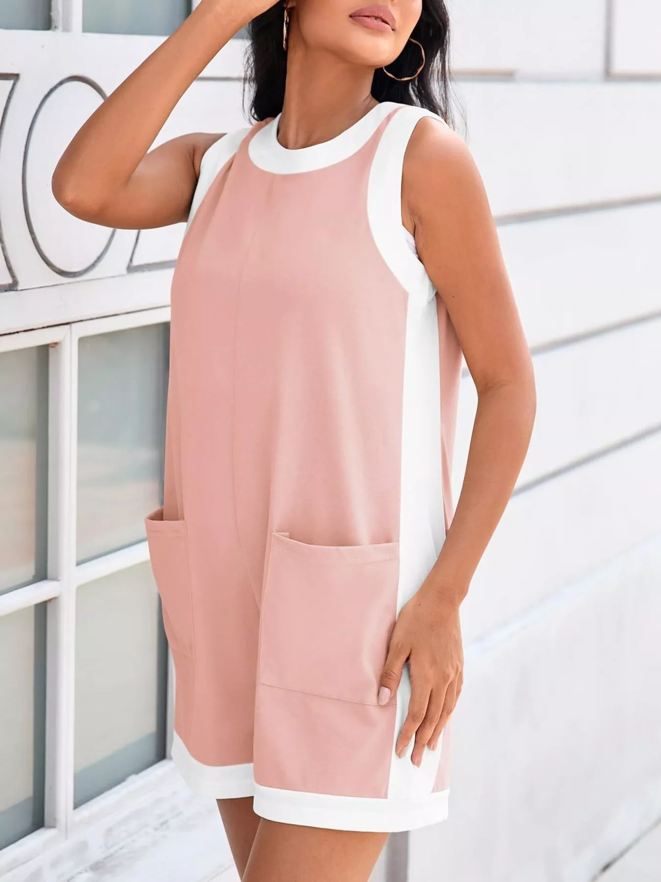 Contrast Trim Sleeveless Romper - Image 14