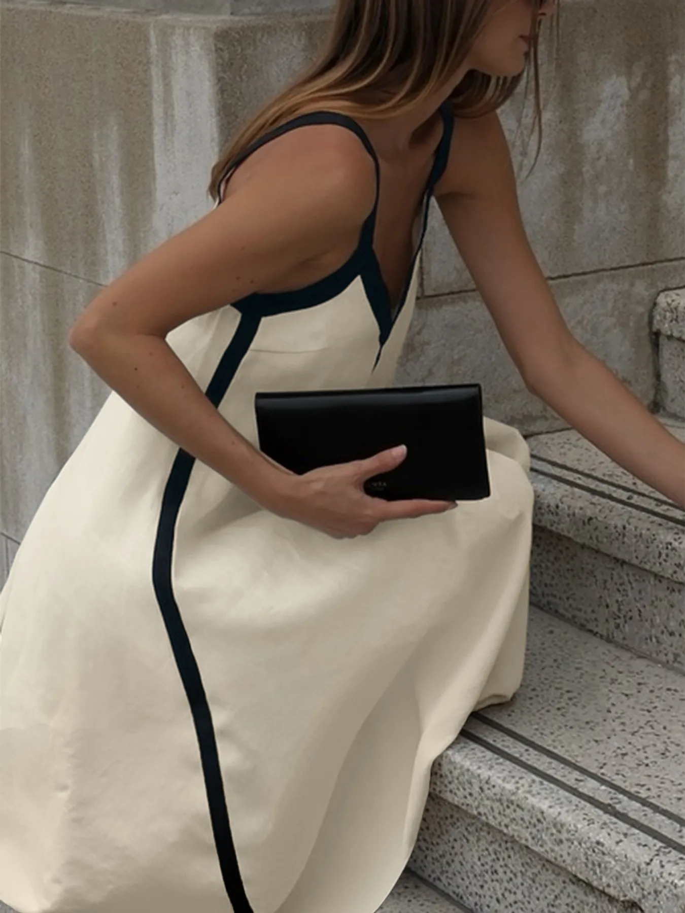 Contrast Trim V-Neck Maxi Dress - Image 11