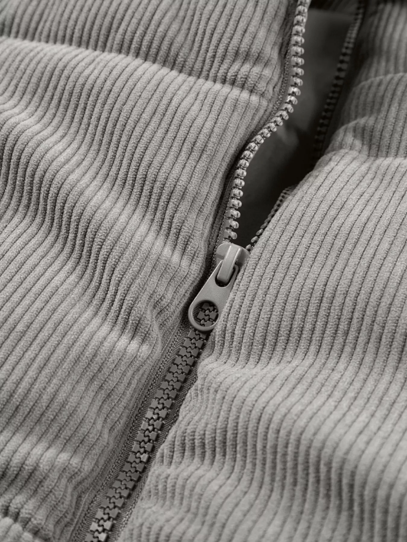 Corduroy Stand Neck Zipped Puffer Vest - Image 16