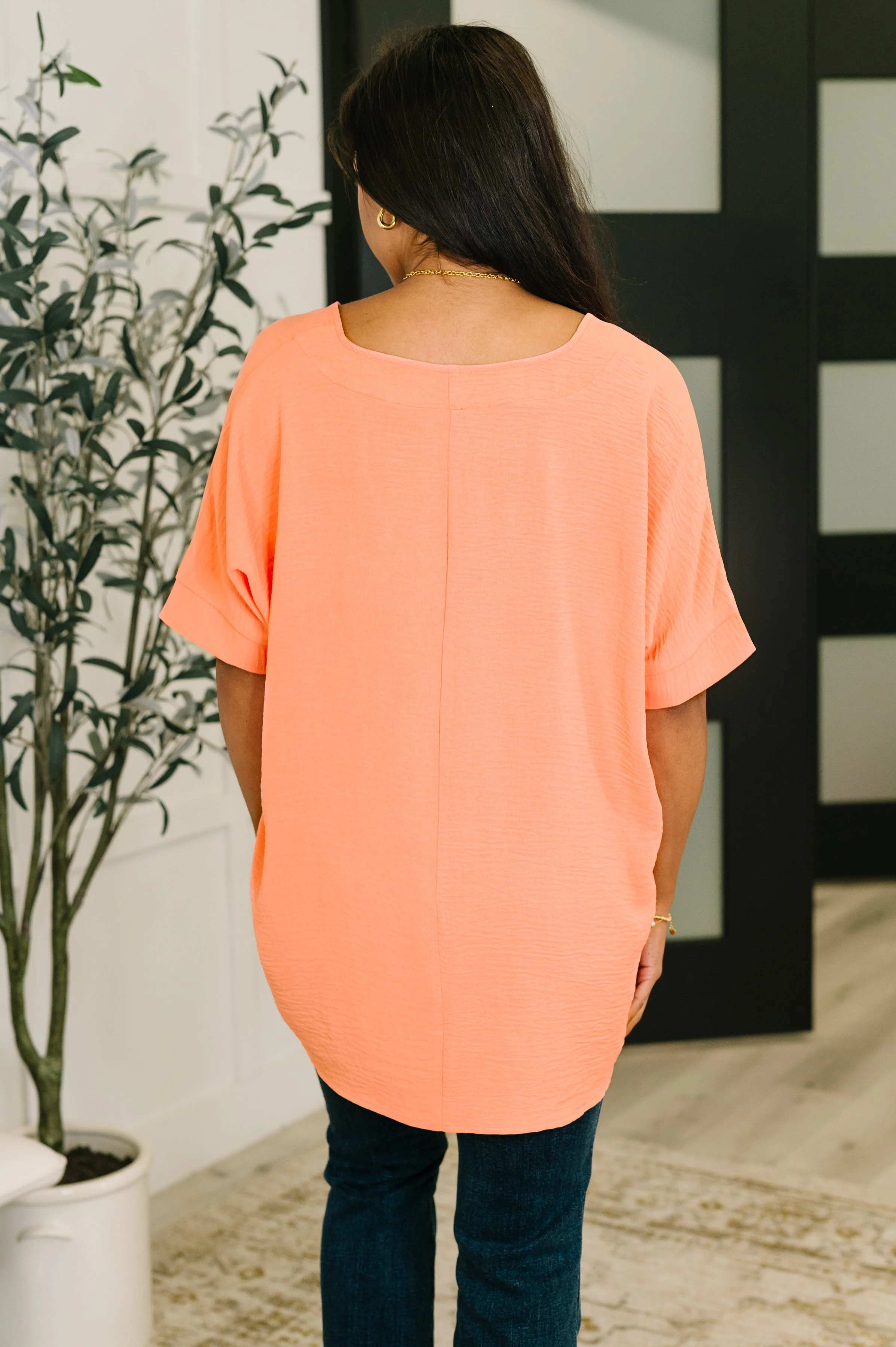 Counter Part Crinkle Woven V-Neck Top in Coral - Image 5