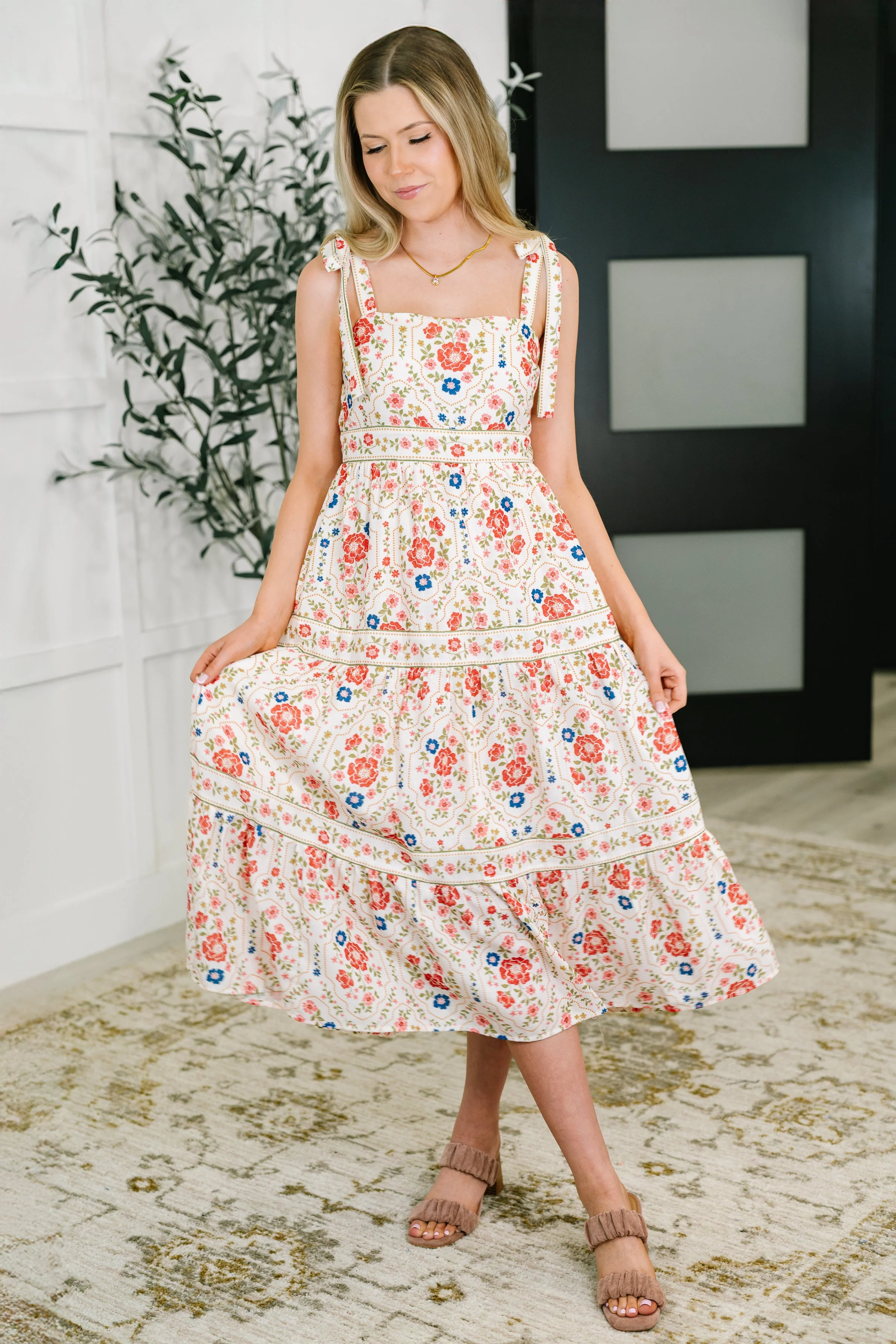 Country Crush Adjustable Strap Dress in Cream and Red - Image 3