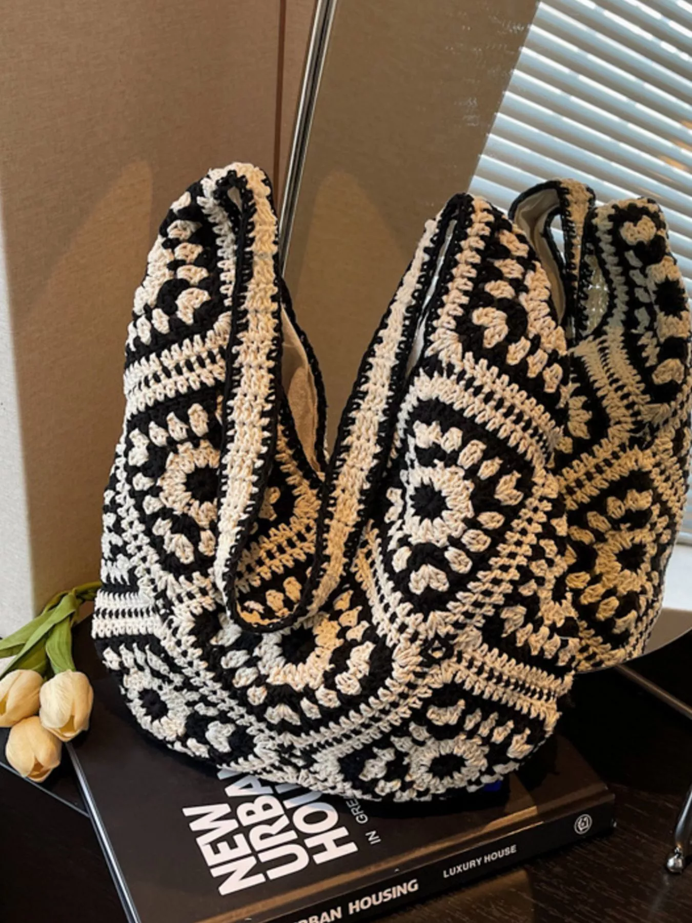 Crochet Hobo Shoulder Bag - Image 7
