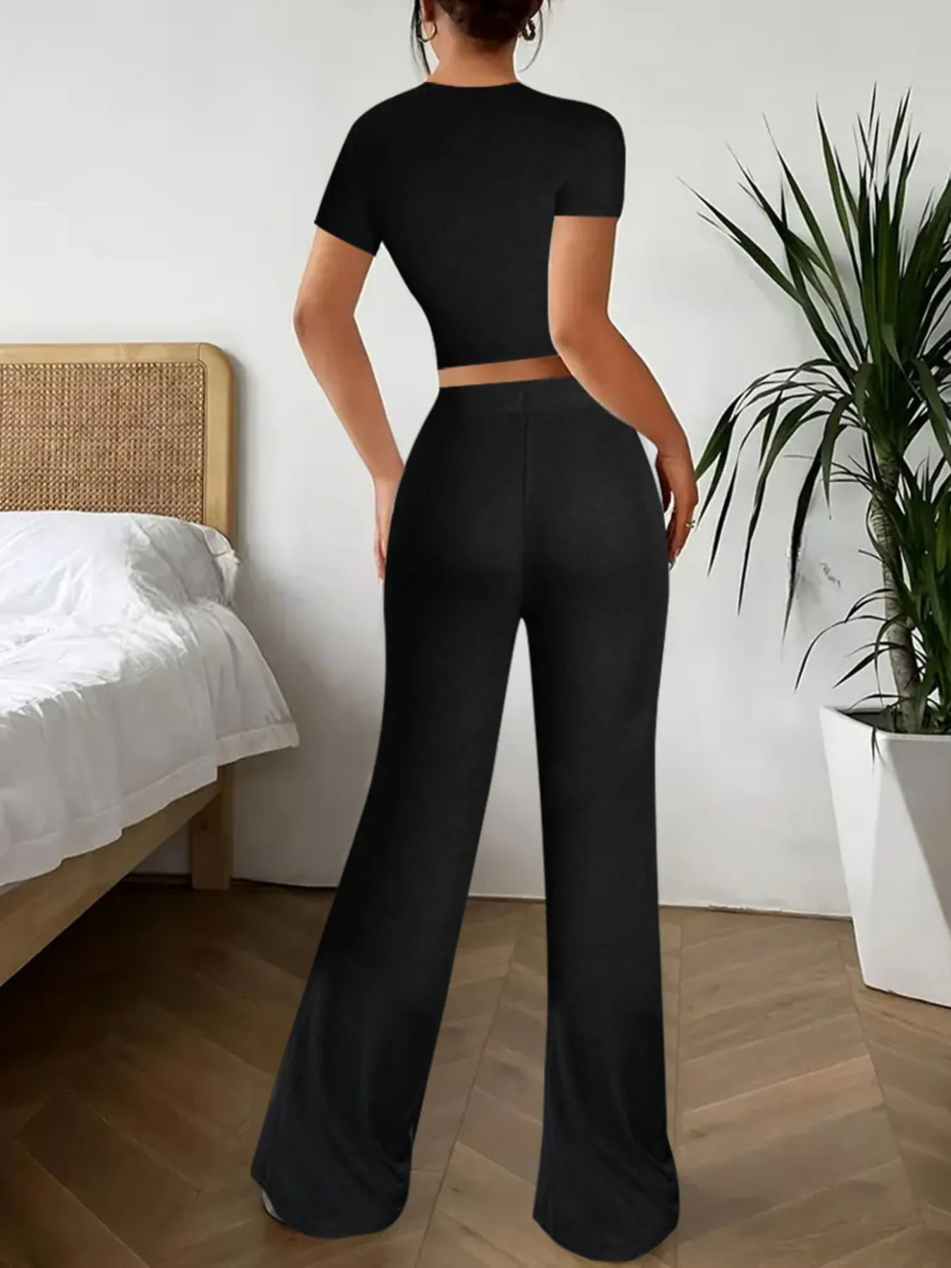 Crop Top and Wide Leg Pants Matching Set - Image 3