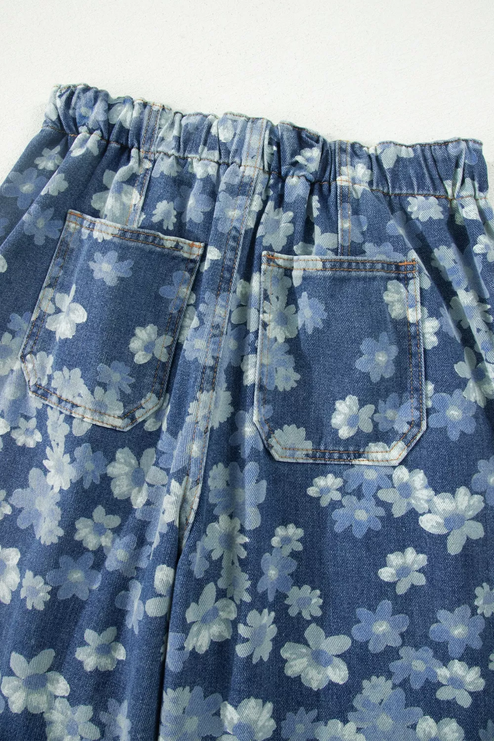 Dainty Floral Printed Drawstring Barrel Jeans - Image 9